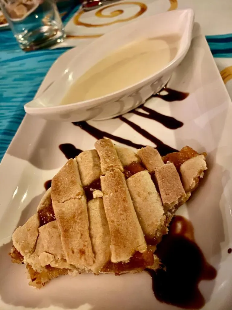 Meals in Tamani Villas