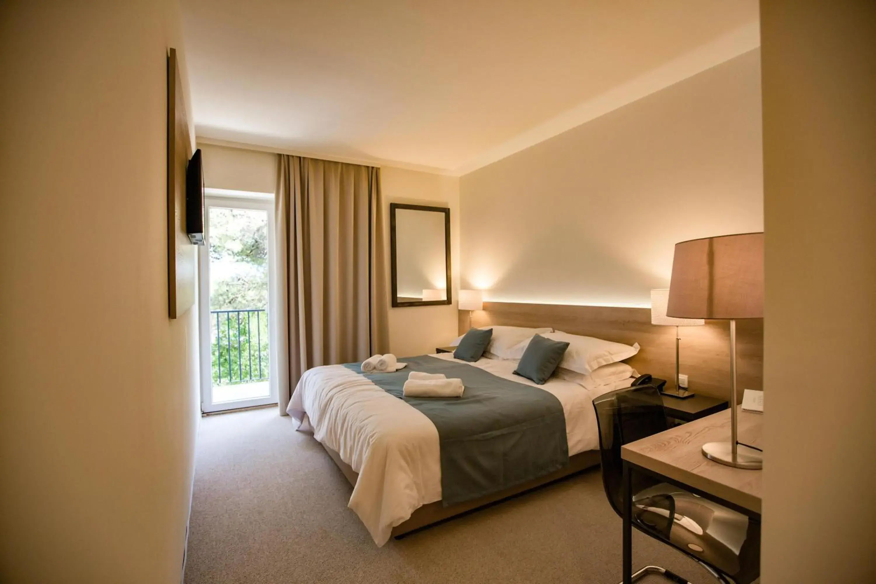 Standard Double or Twin Room with Sea View in Aminess Senses Resort Standard Double or Twin Room with Sea View in Aminess Senses Resort