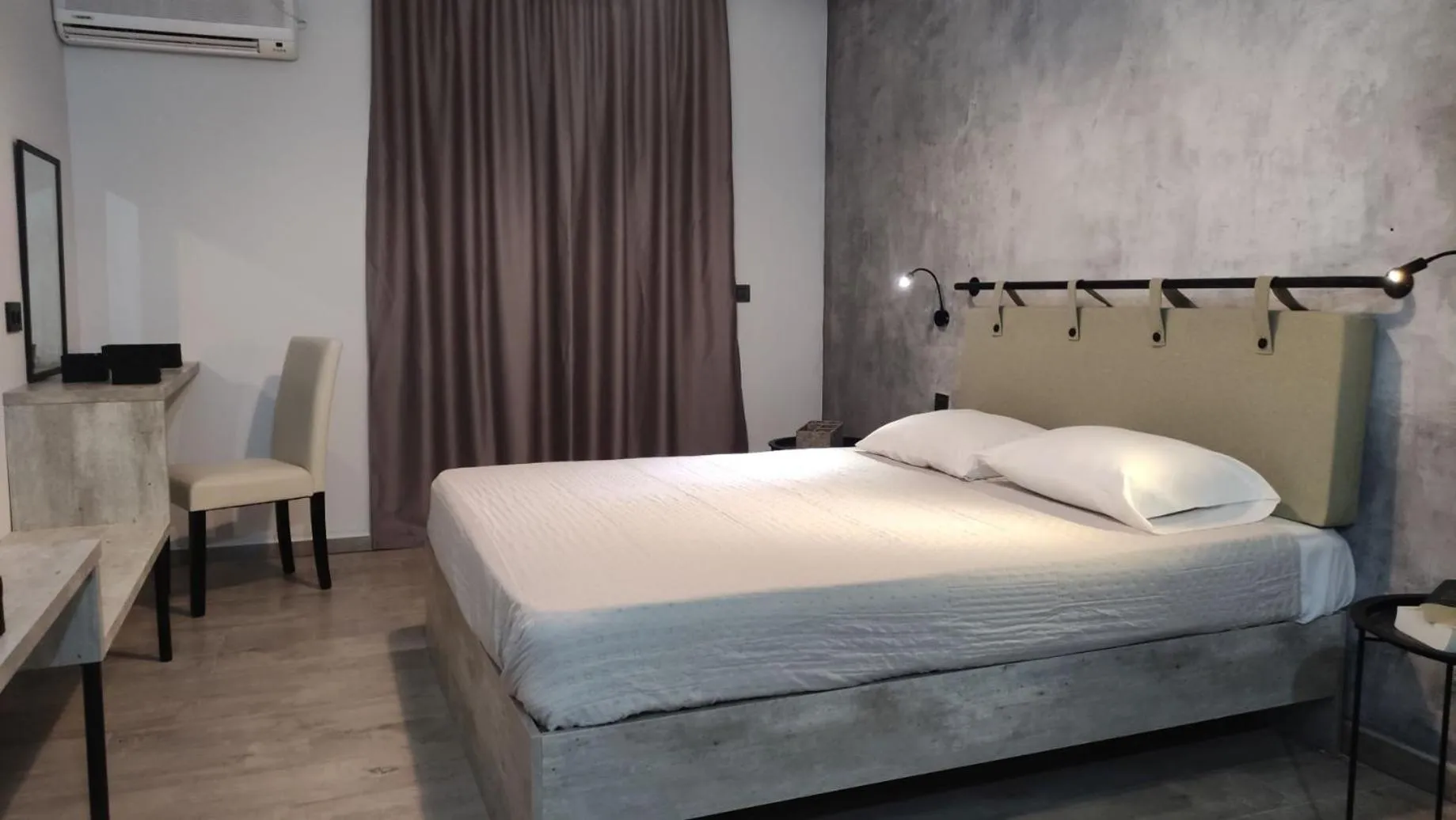 Bedroom in California Beach Hotel - Adults Only