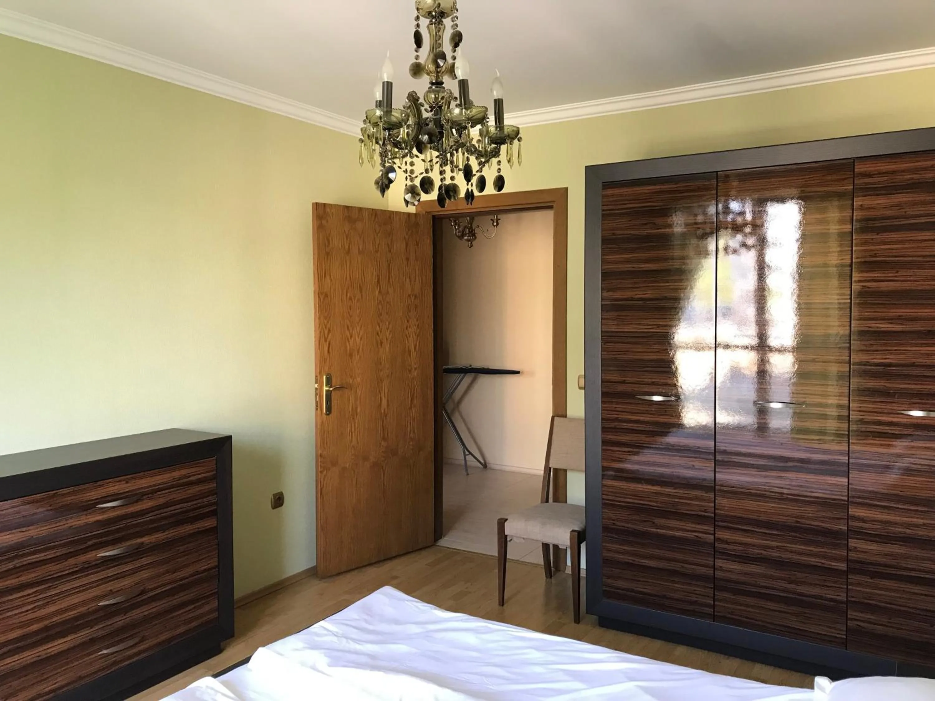 Bedroom, Bed in ApartComplex Splendid