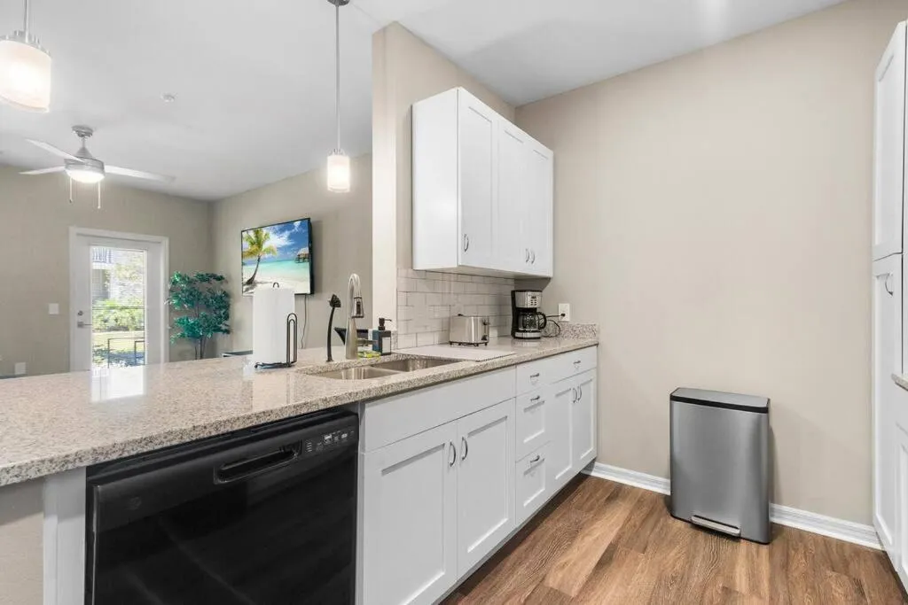 Luxury Living: 1BR Condo w/ Resort-Style Amenities