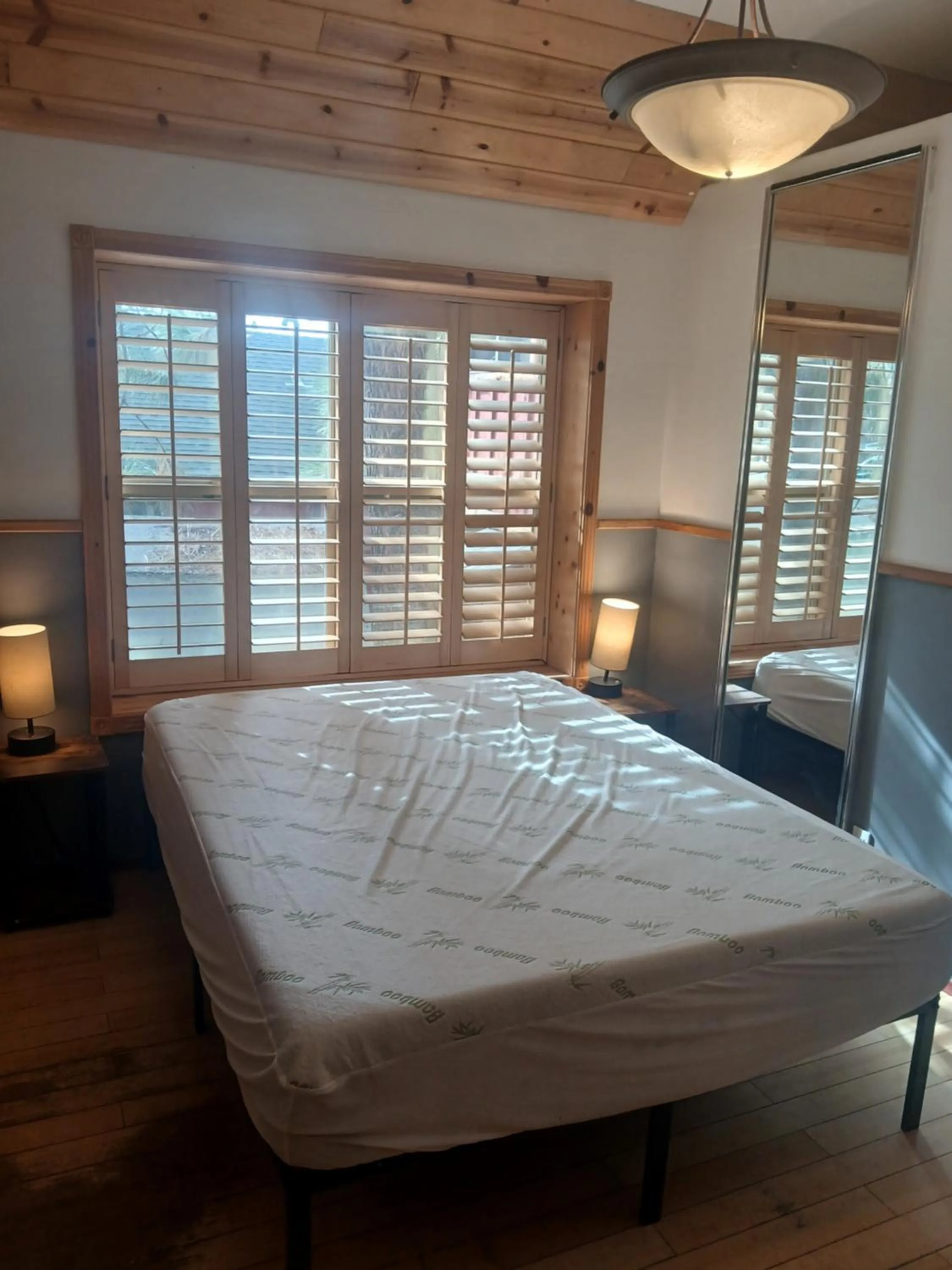 Bed in Boulder Bay Cottages