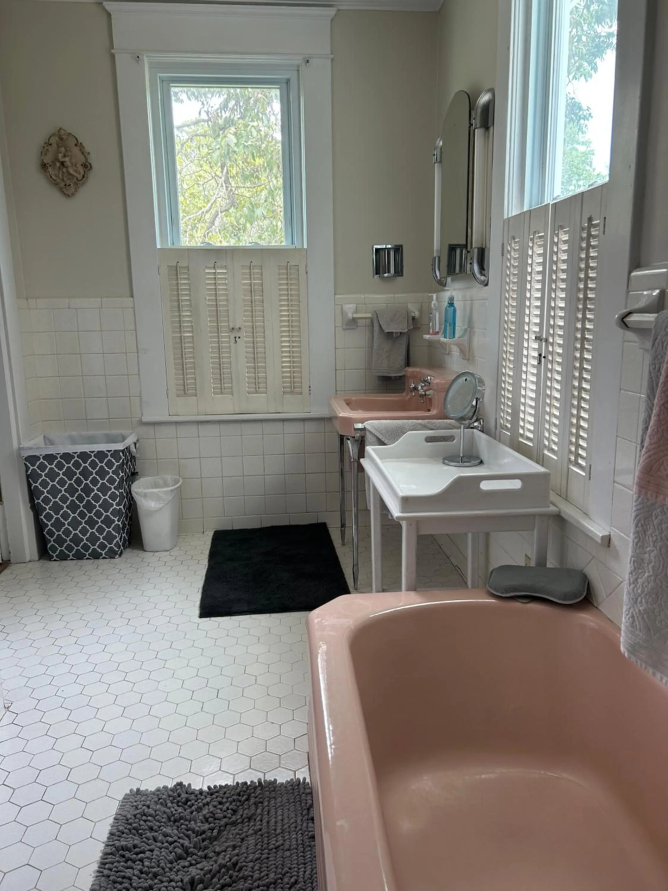 Bathroom in Enloe House