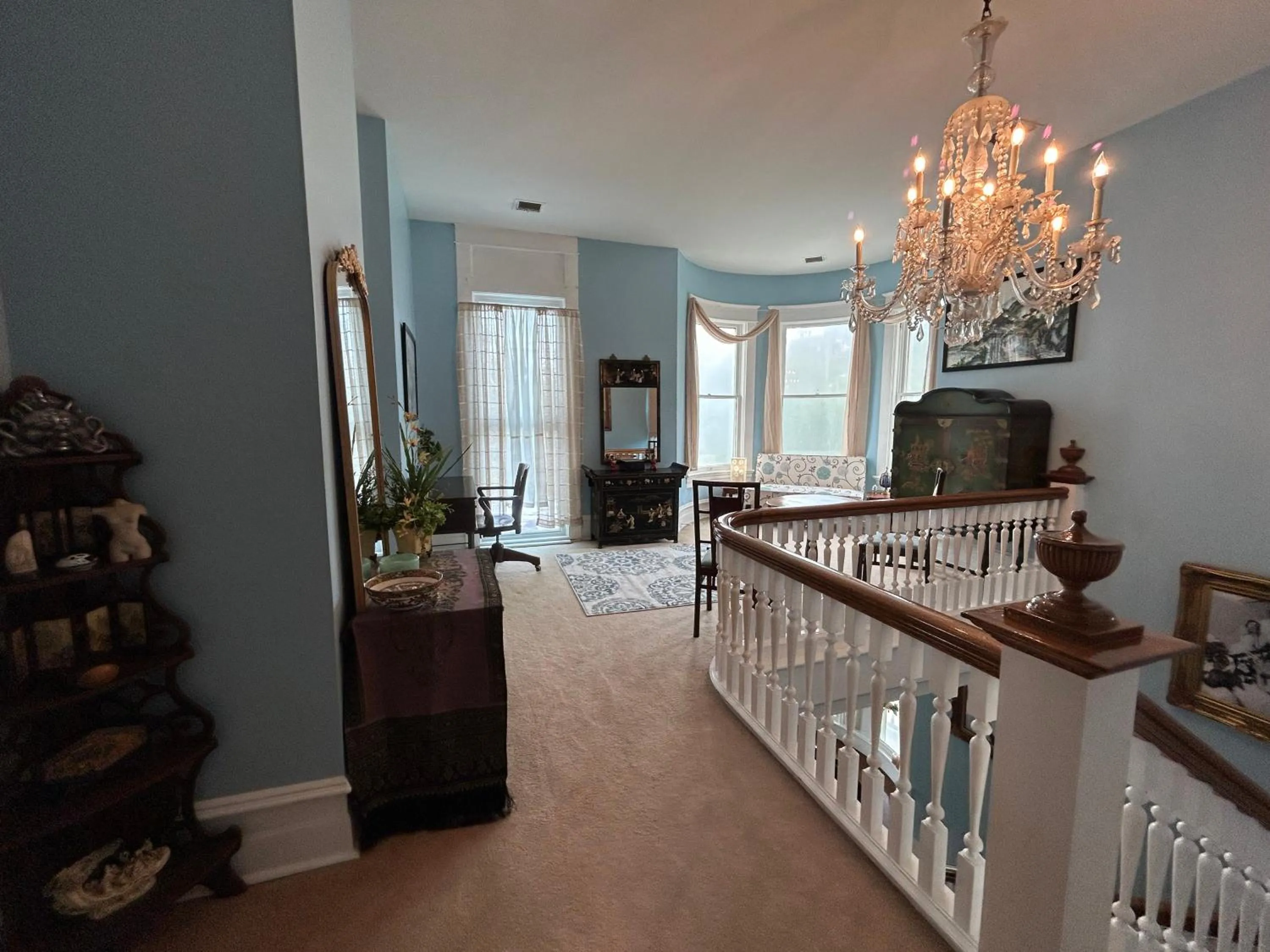 Living room in Enloe House