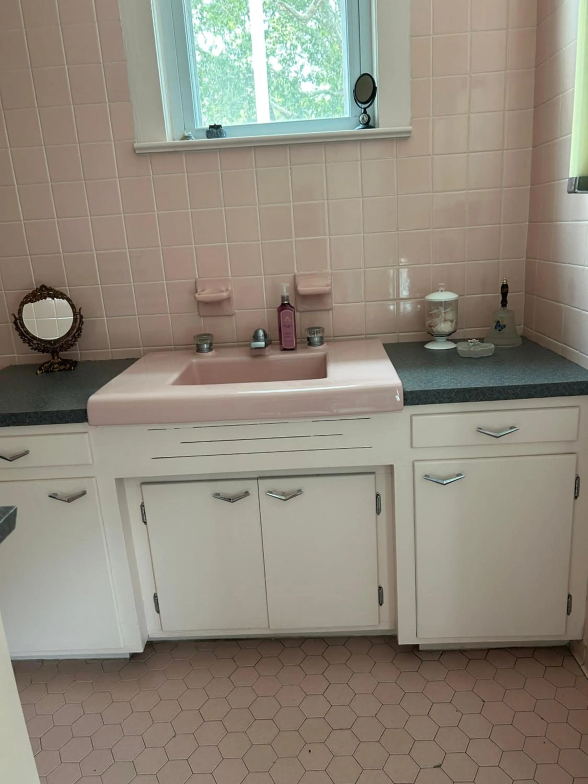 Bathroom in Enloe House