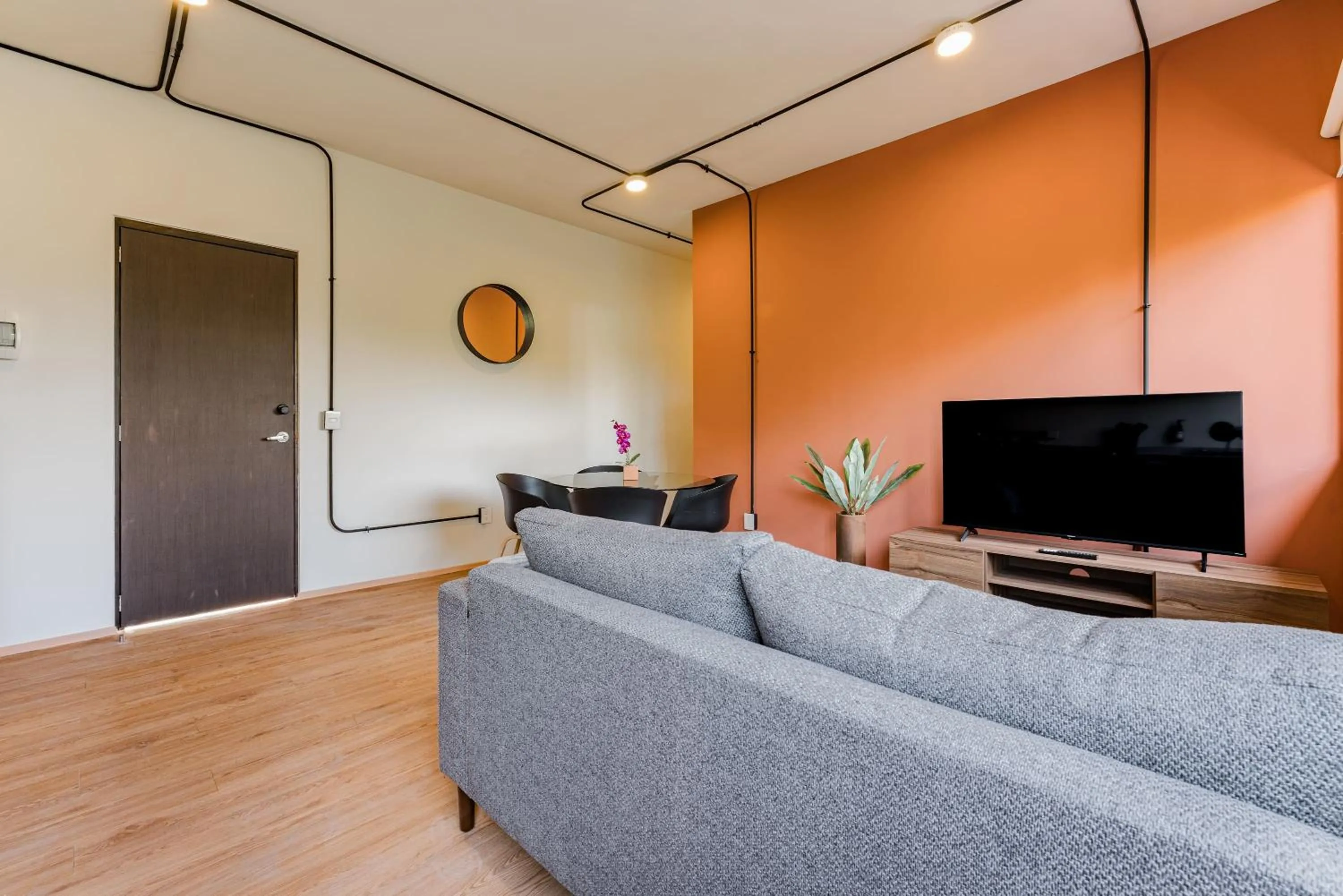 Living room in Mariano Escobedo Apartments by VH