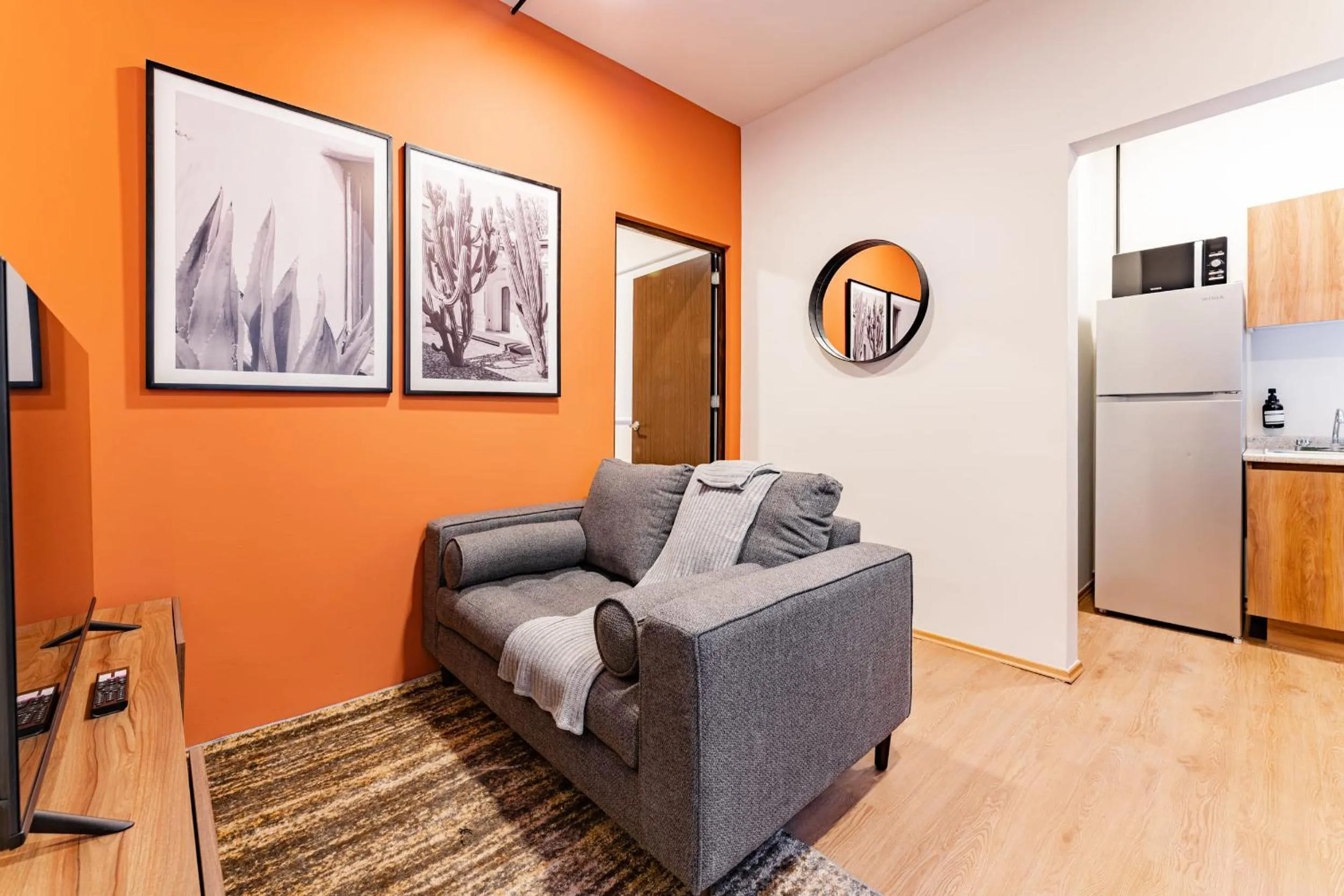 Living room in Mariano Escobedo Apartments by VH