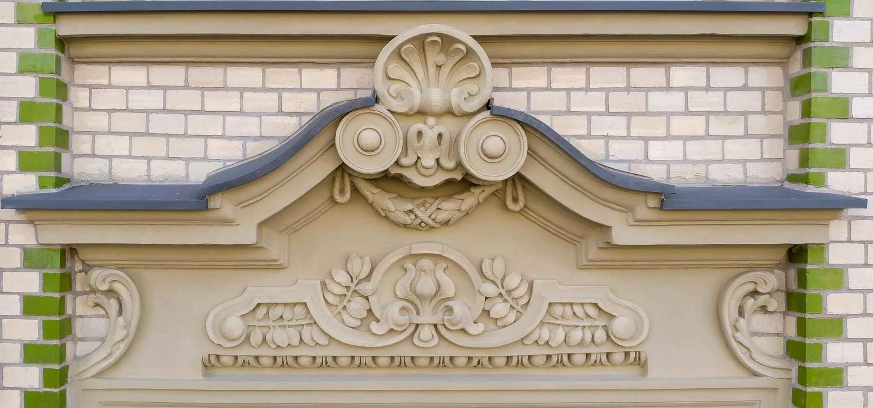 Property building in Happy Tower