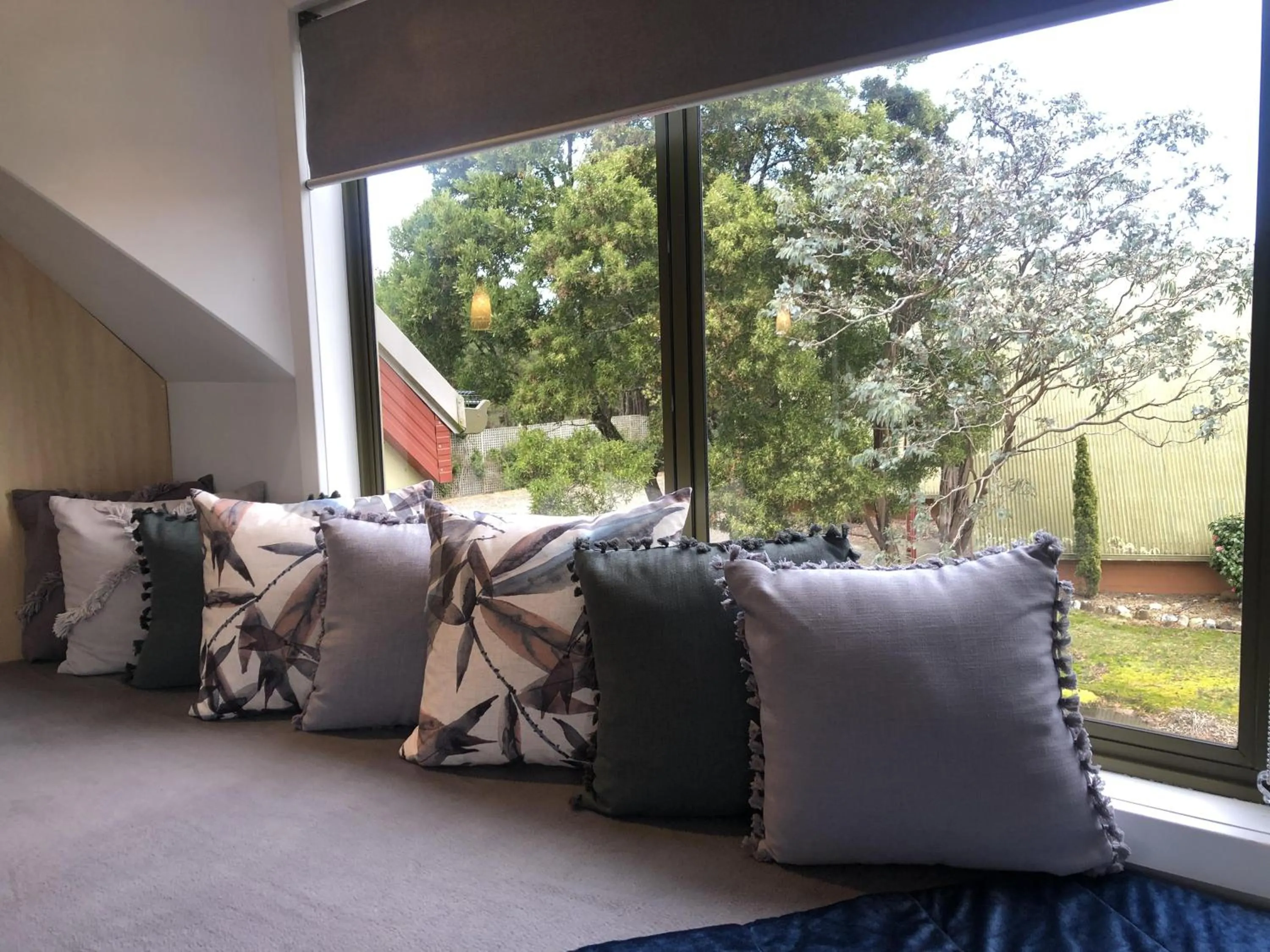 Seating area in Gordon Gateway