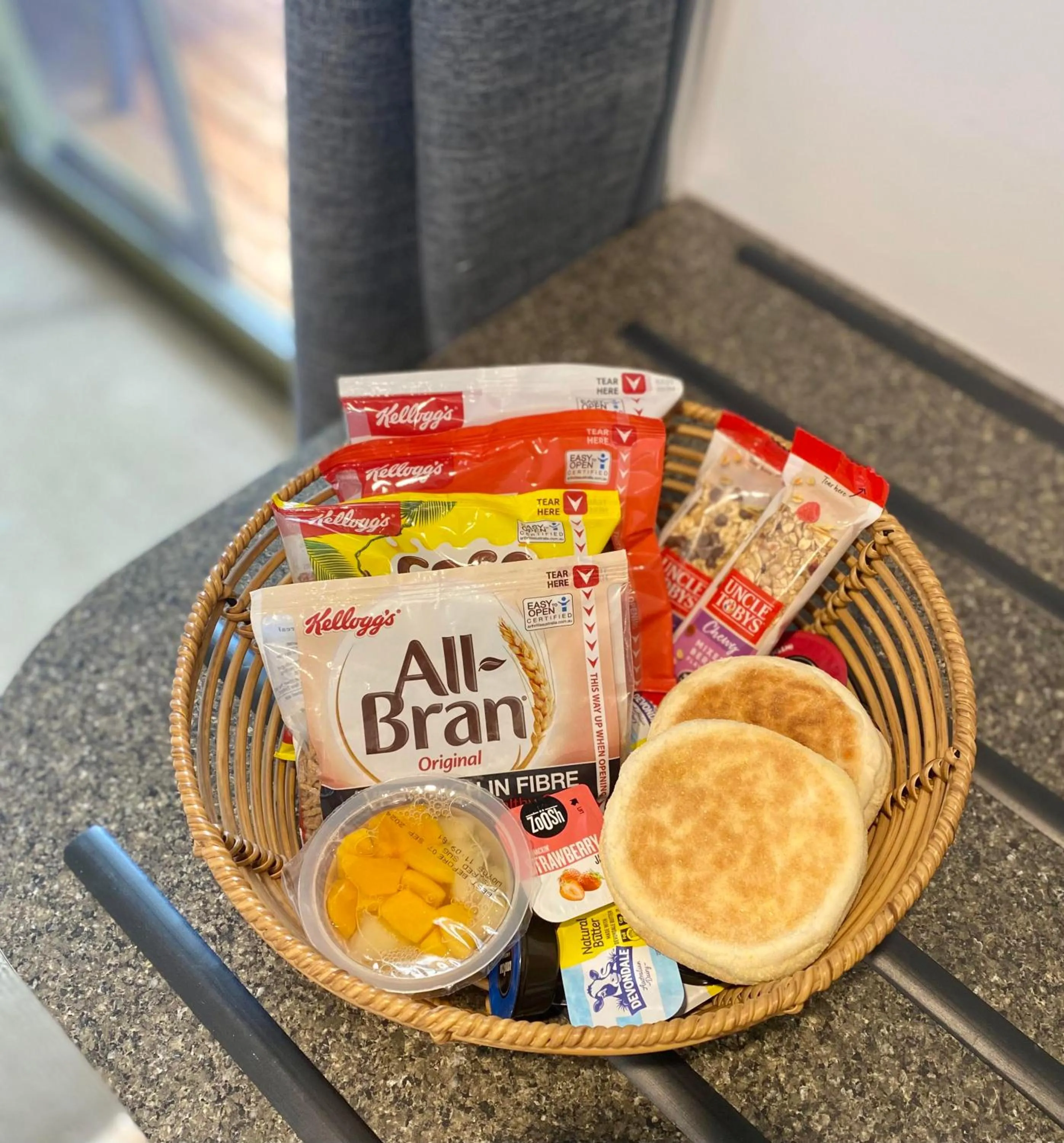 Breakfast in Gordon Gateway