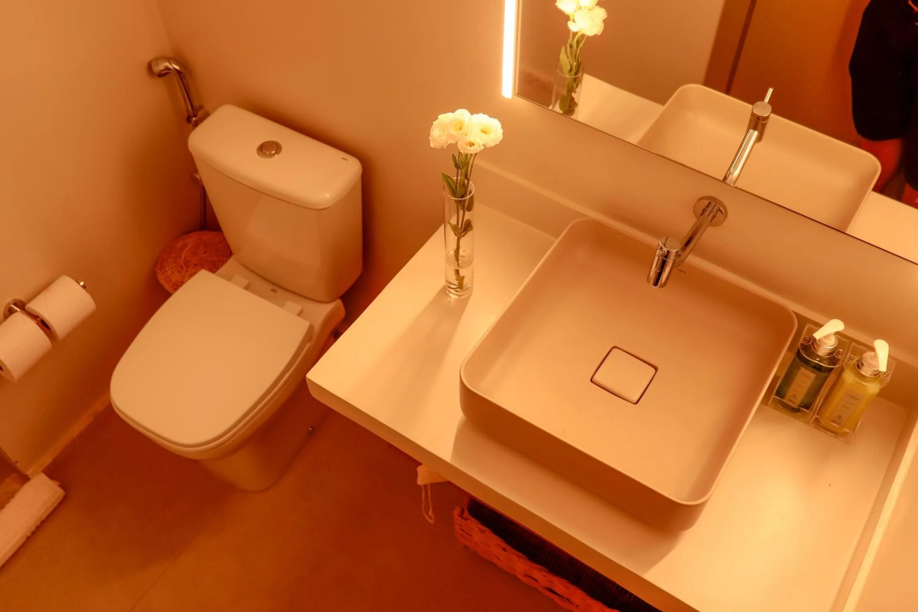 Toilet in AL MAR SUÍTES