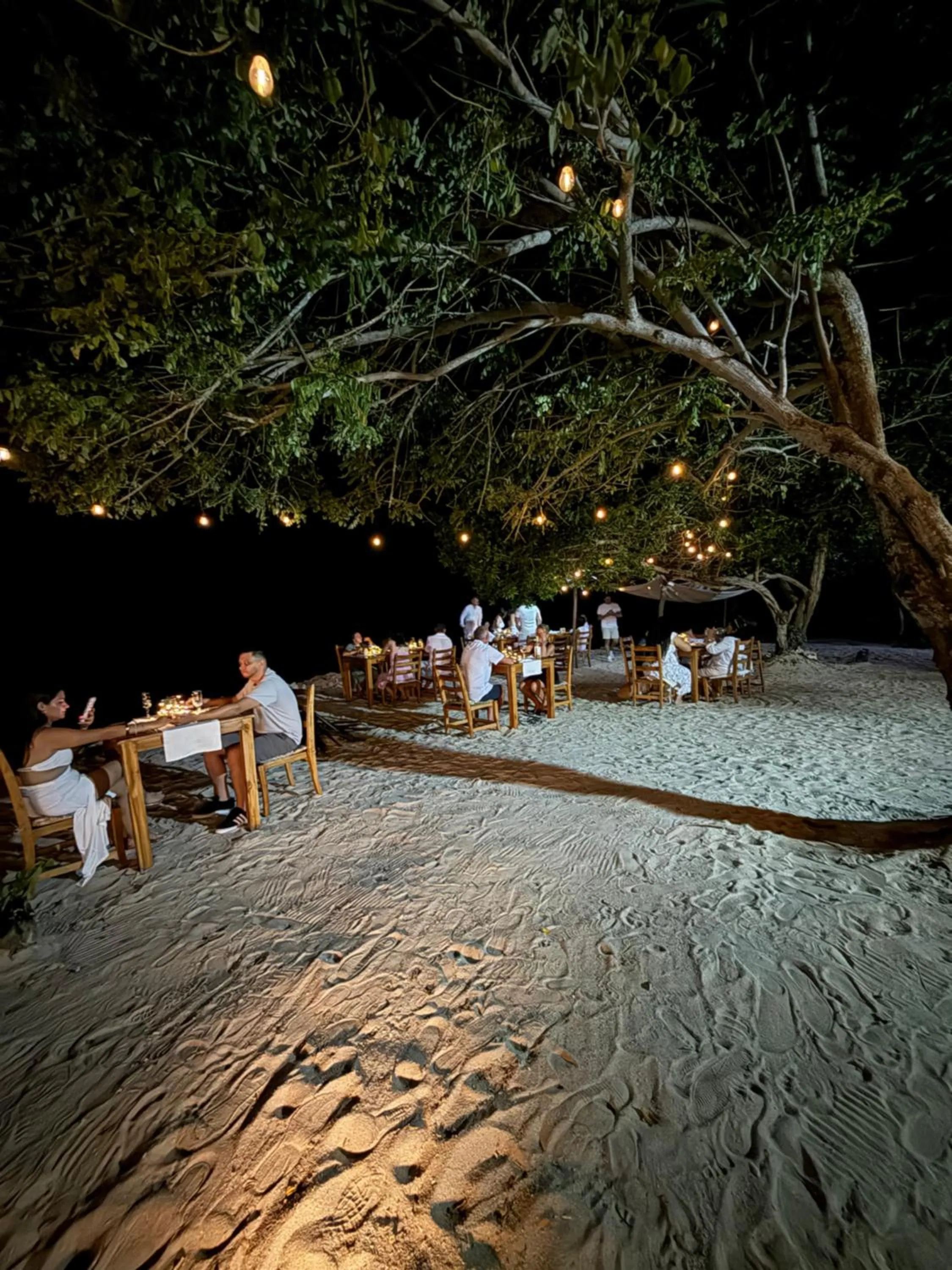 Property building in Thani Ecobeach Barú