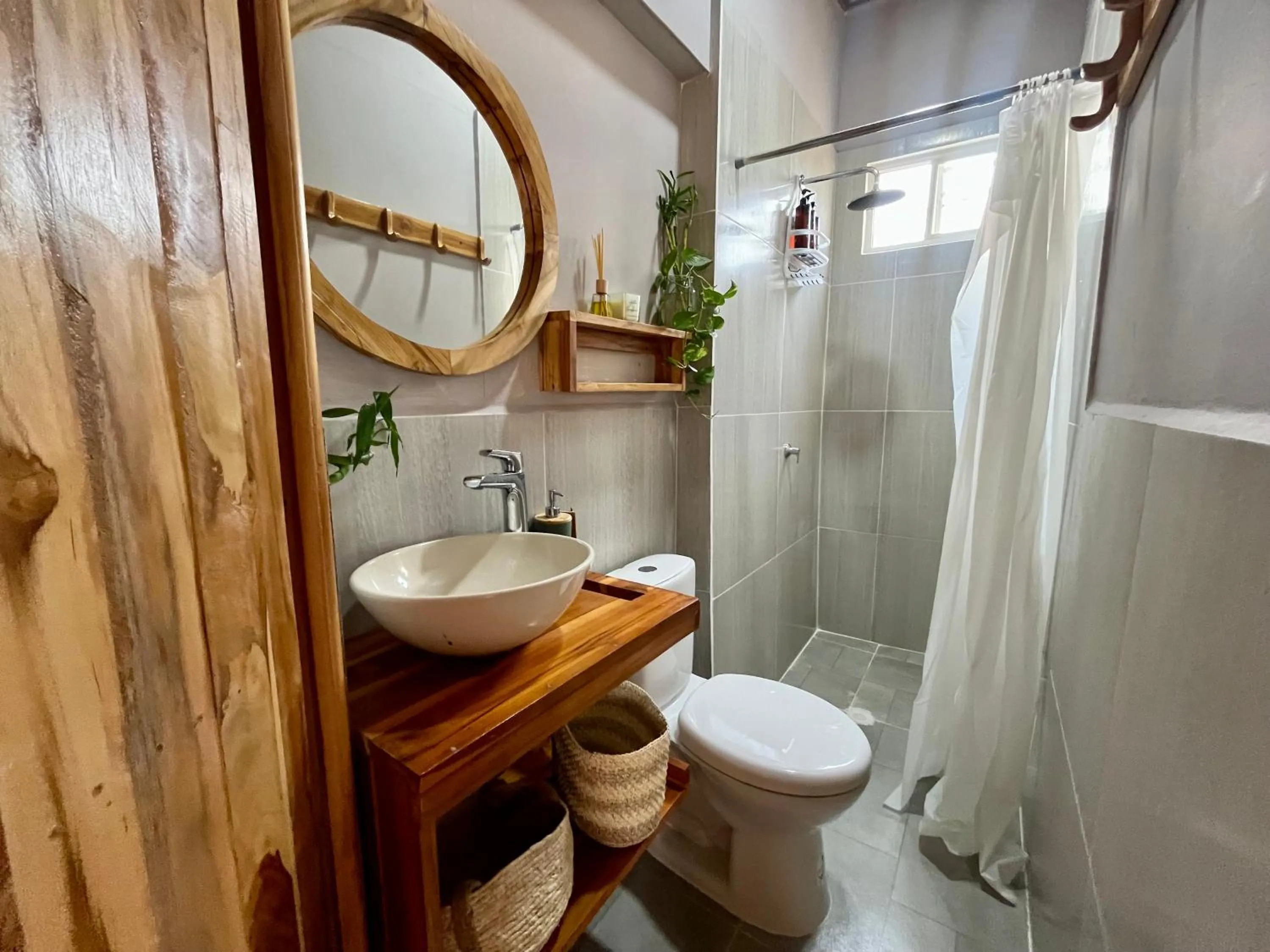 Shower in Thani Ecobeach Barú