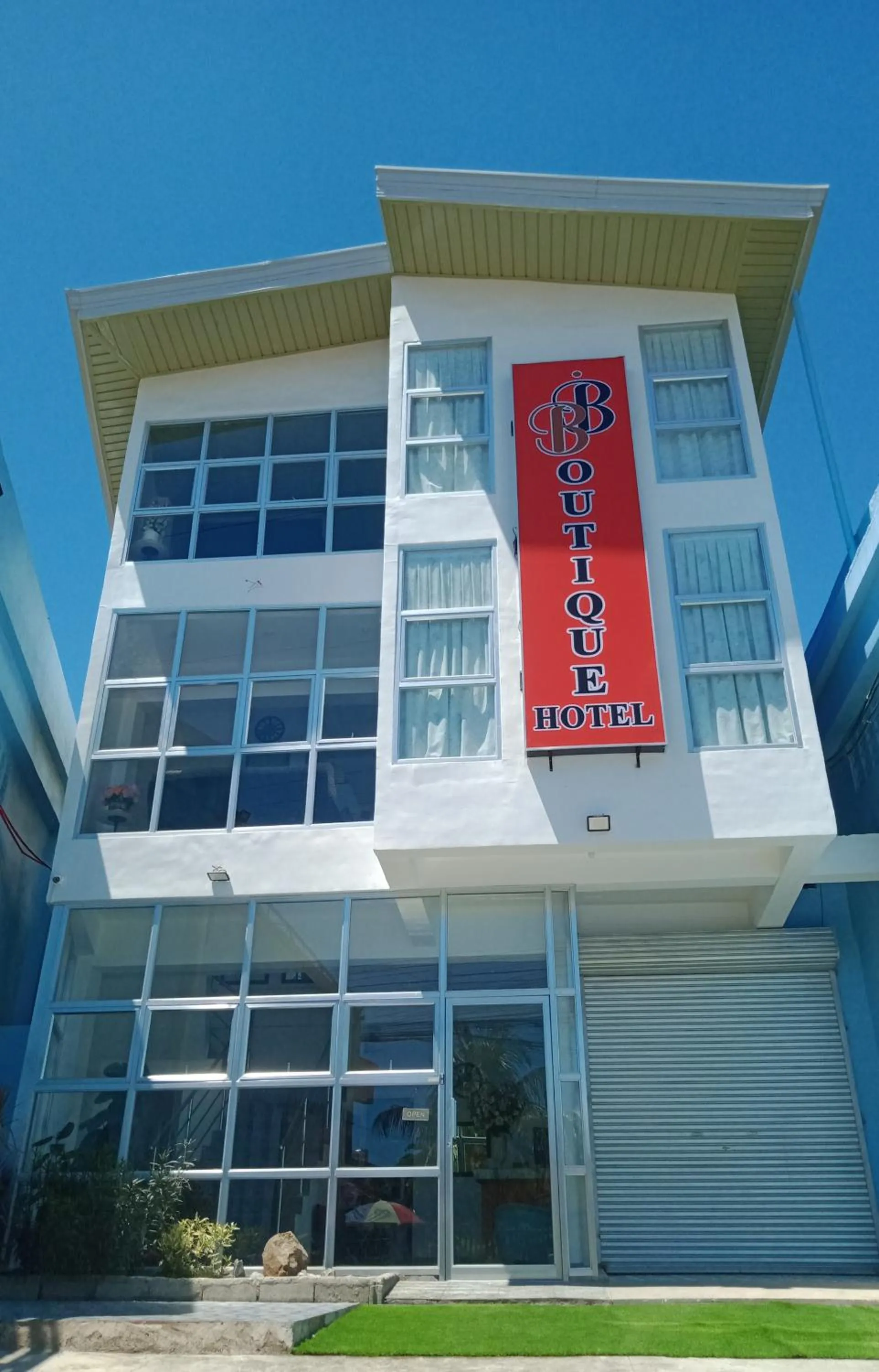 Facade/entrance in BBoutique Hotel