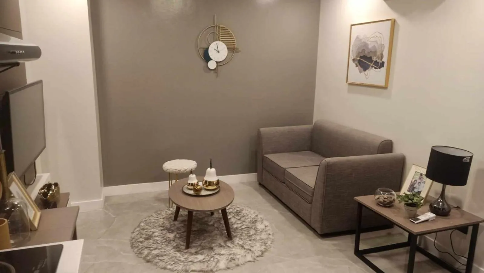 TV and multimedia in Hayat Sky Towers