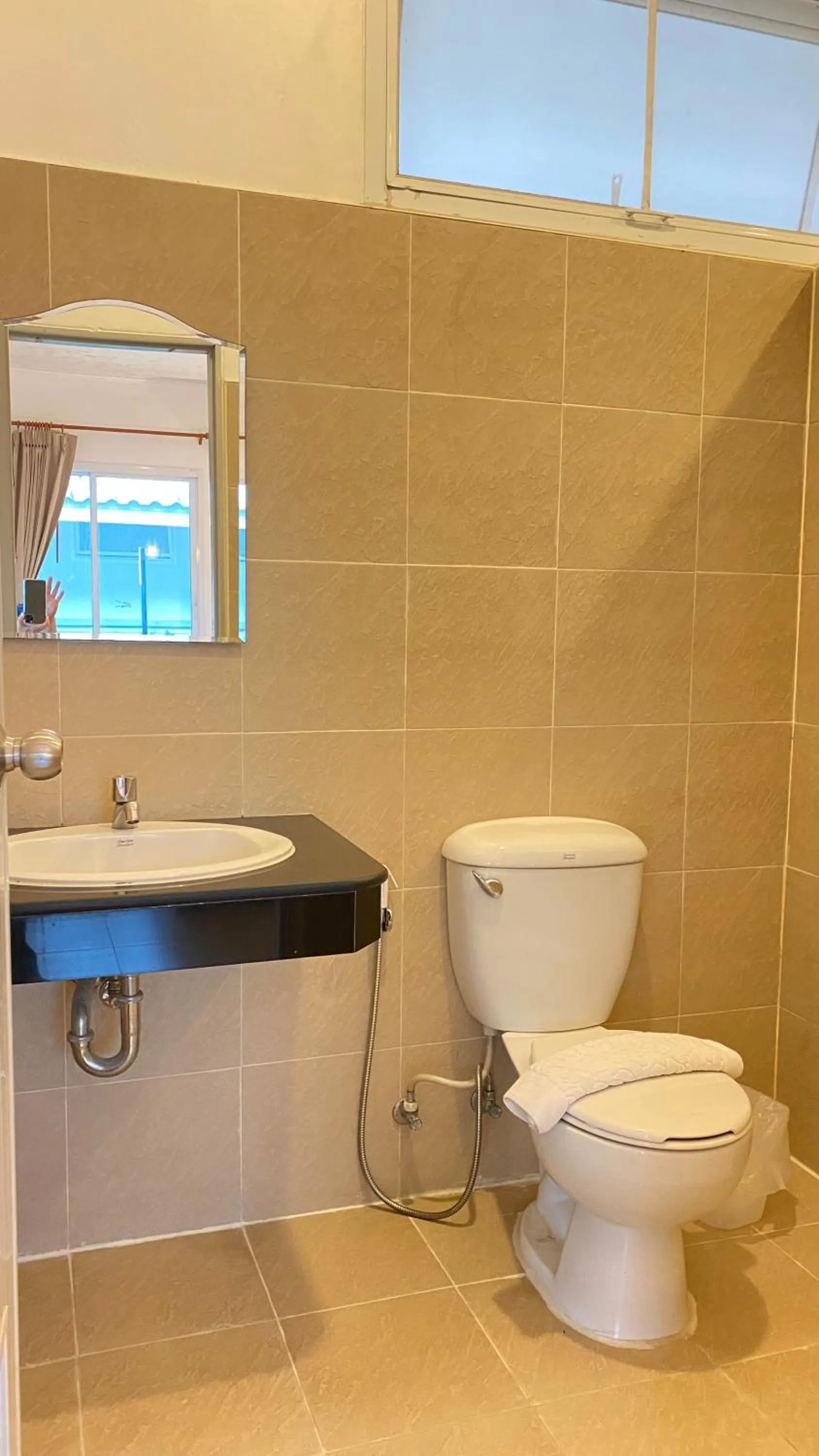 Bathroom in Laemsing Natural Beach Resort