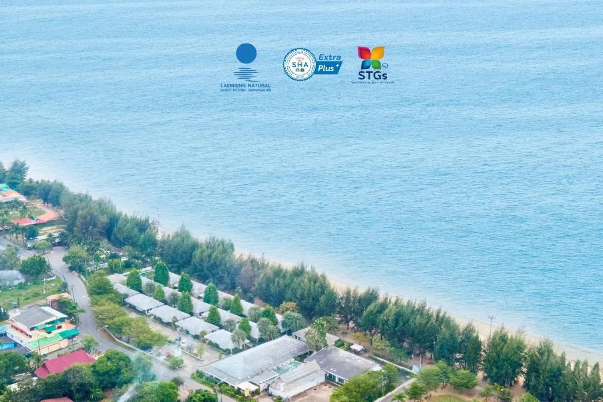 Property building in Laemsing Natural Beach Resort