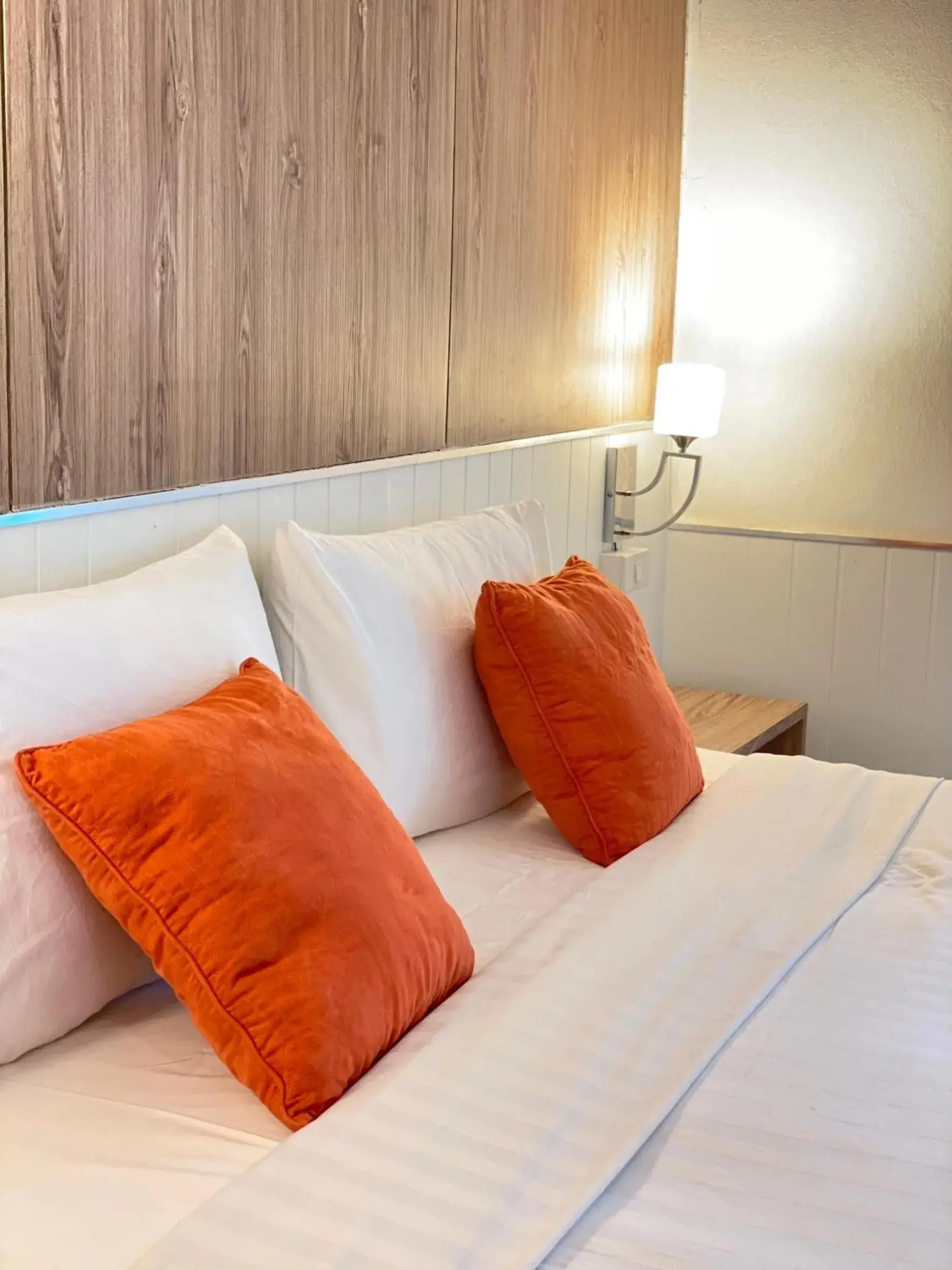 Bed in Laemsing Natural Beach Resort Bed in Laemsing Natural Beach Resort