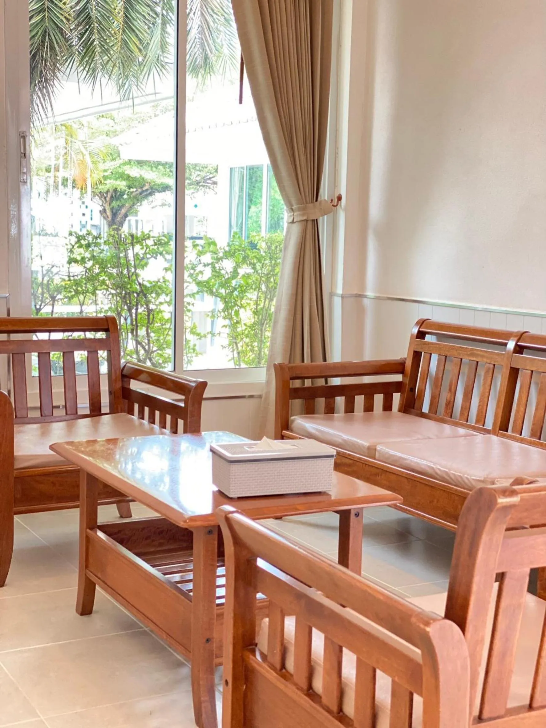 Living room in Laemsing Natural Beach Resort