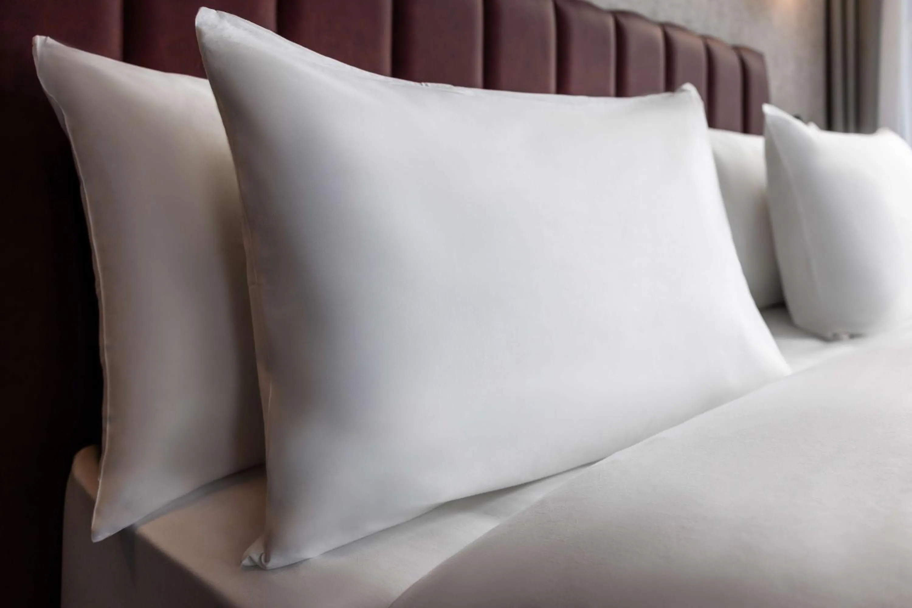 Bedroom, Bed in Radisson Blu Hotel at Porsche Design Tower Stuttgart