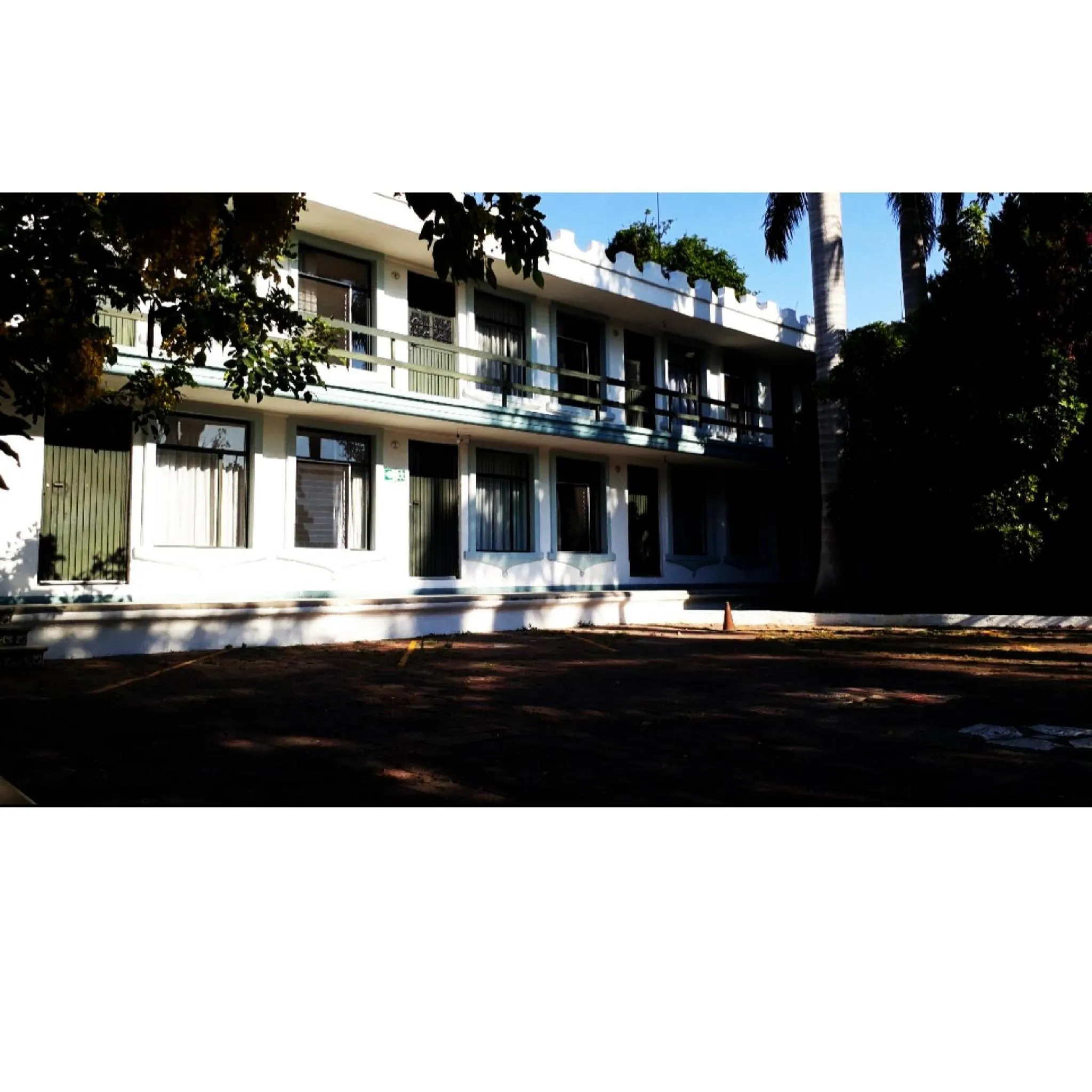 Property building in Hotel Posada Santa Fe