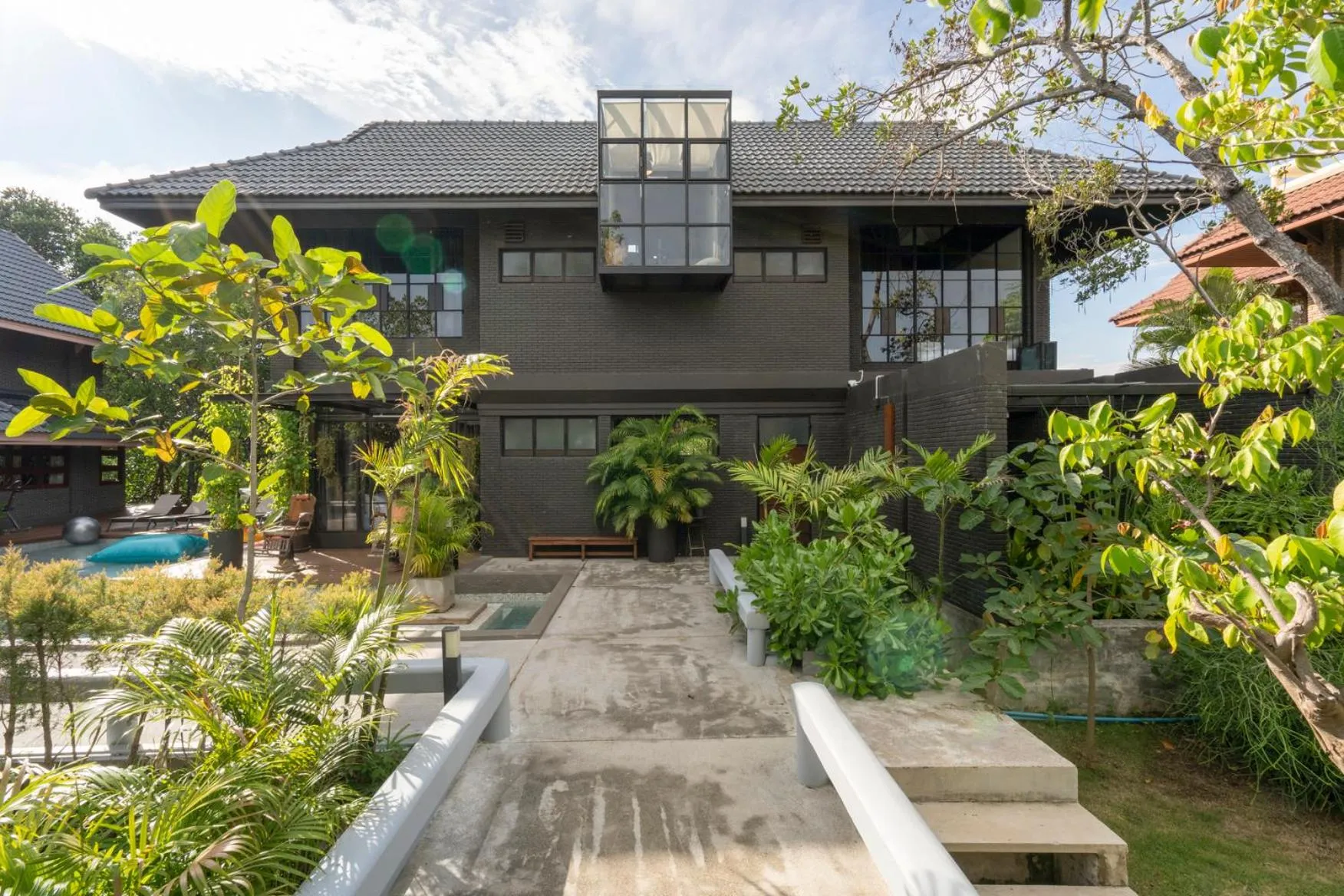 Property building in Phrip Phri Luxury Pool Villas