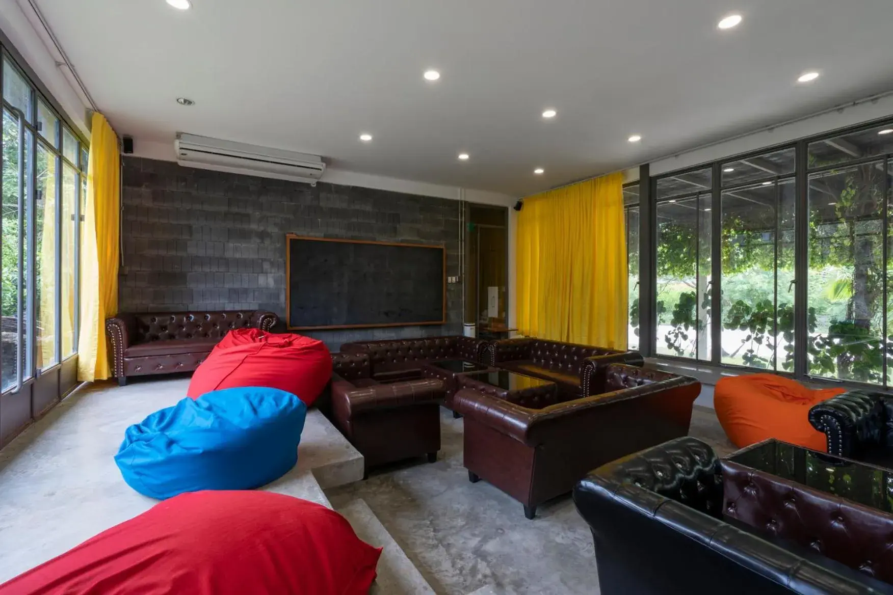 Living room in Phrip Phri Luxury Pool Villas Living room in Phrip Phri Luxury Pool Villas