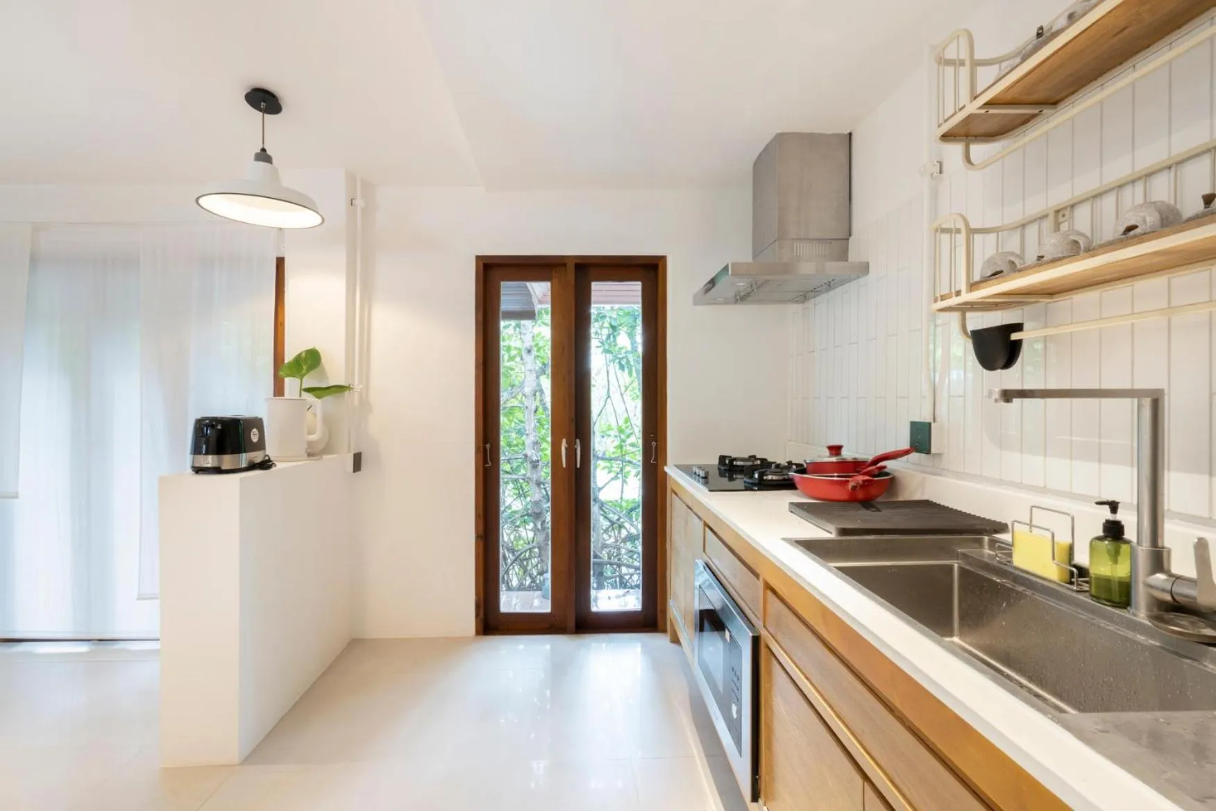 Kitchen or kitchenette in Phrip Phri Luxury Pool Villas