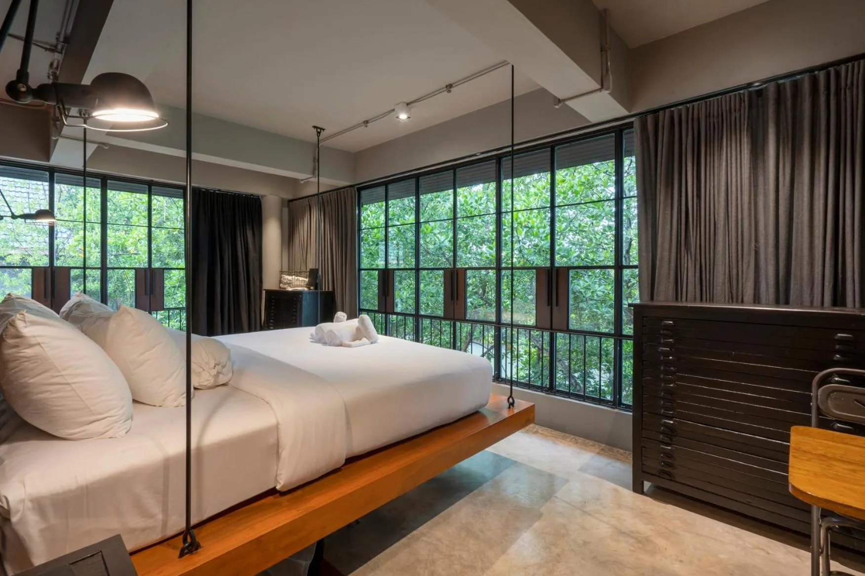 Bedroom, Bed in Phrip Phri Luxury Pool Villas