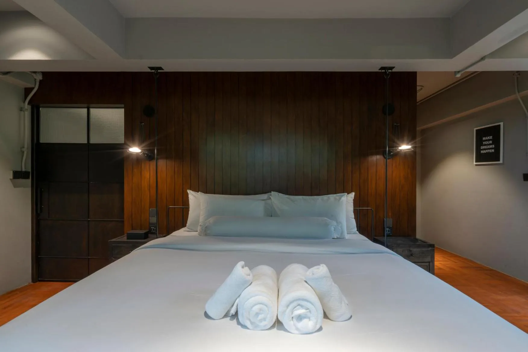 Bedroom, Bed in Phrip Phri Luxury Pool Villas