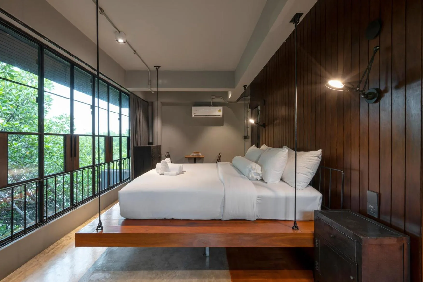 Bedroom, Bed in Phrip Phri Luxury Pool Villas