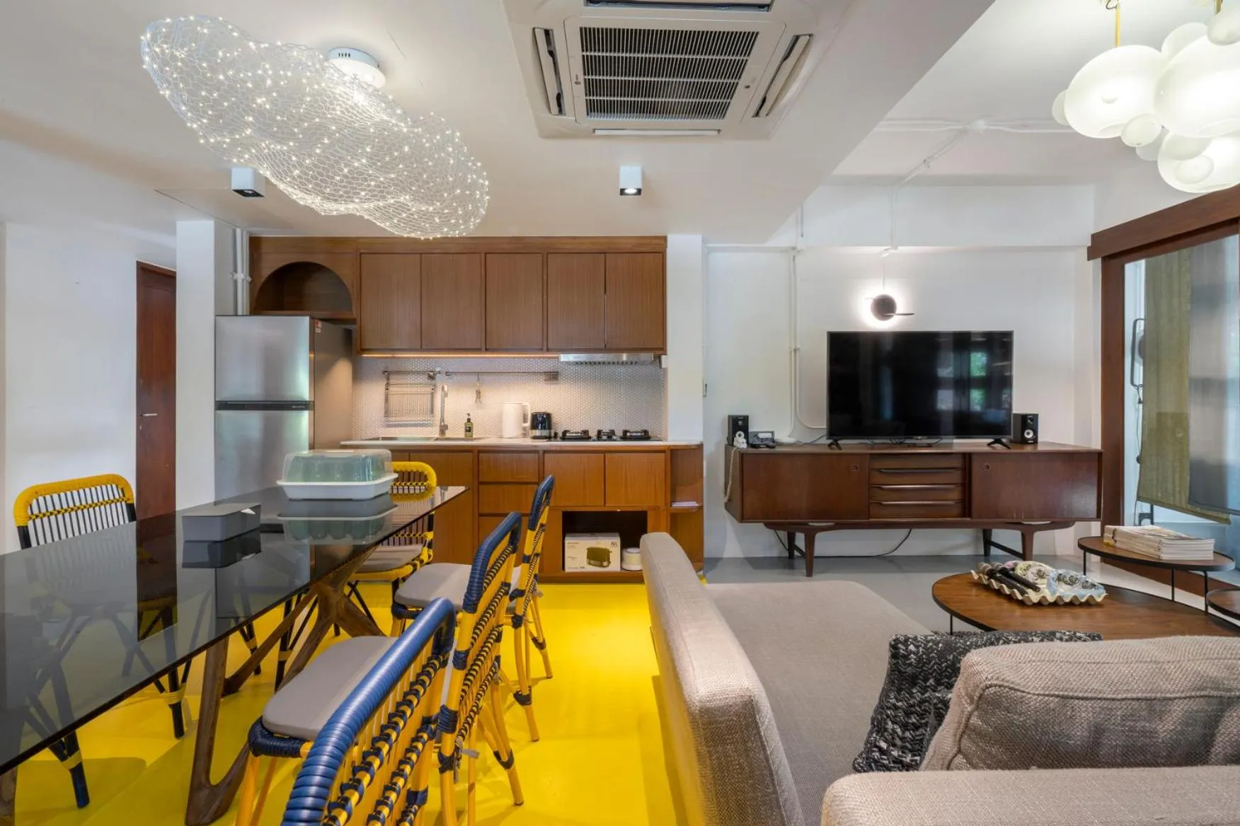 Dining area in Phrip Phri Luxury Pool Villas