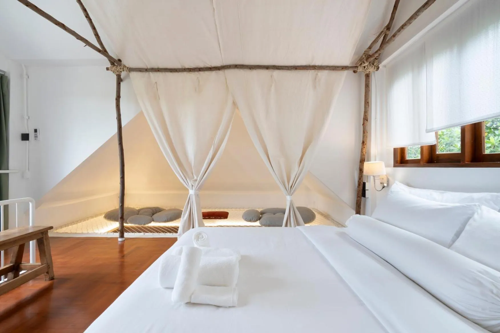 Bedroom, Bed in Phrip Phri Luxury Pool Villas