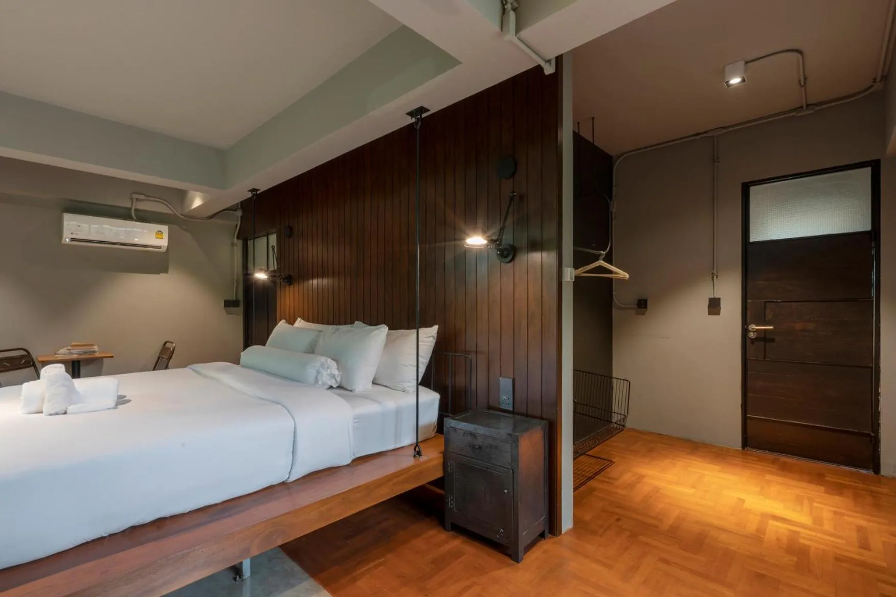 Bedroom, Bed in Phrip Phri Luxury Pool Villas