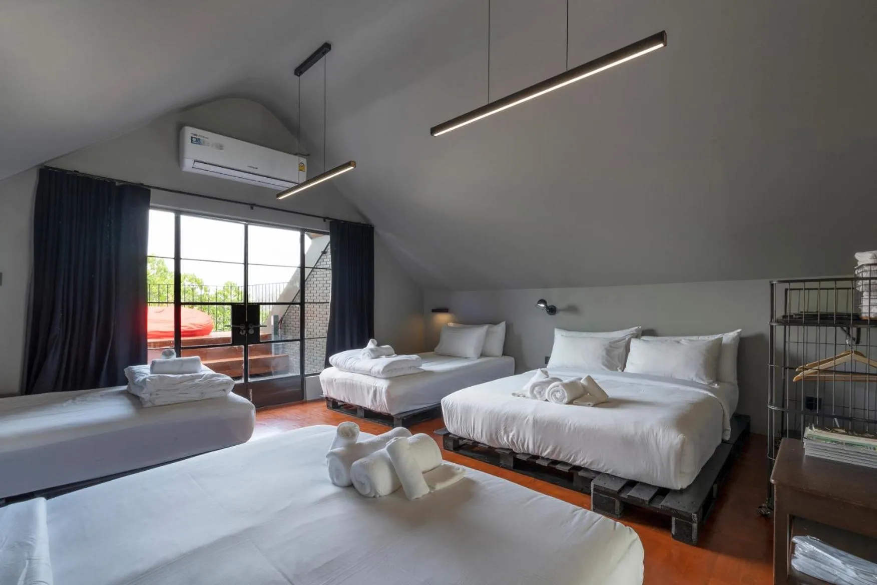 Bedroom, Bed in Phrip Phri Luxury Pool Villas
