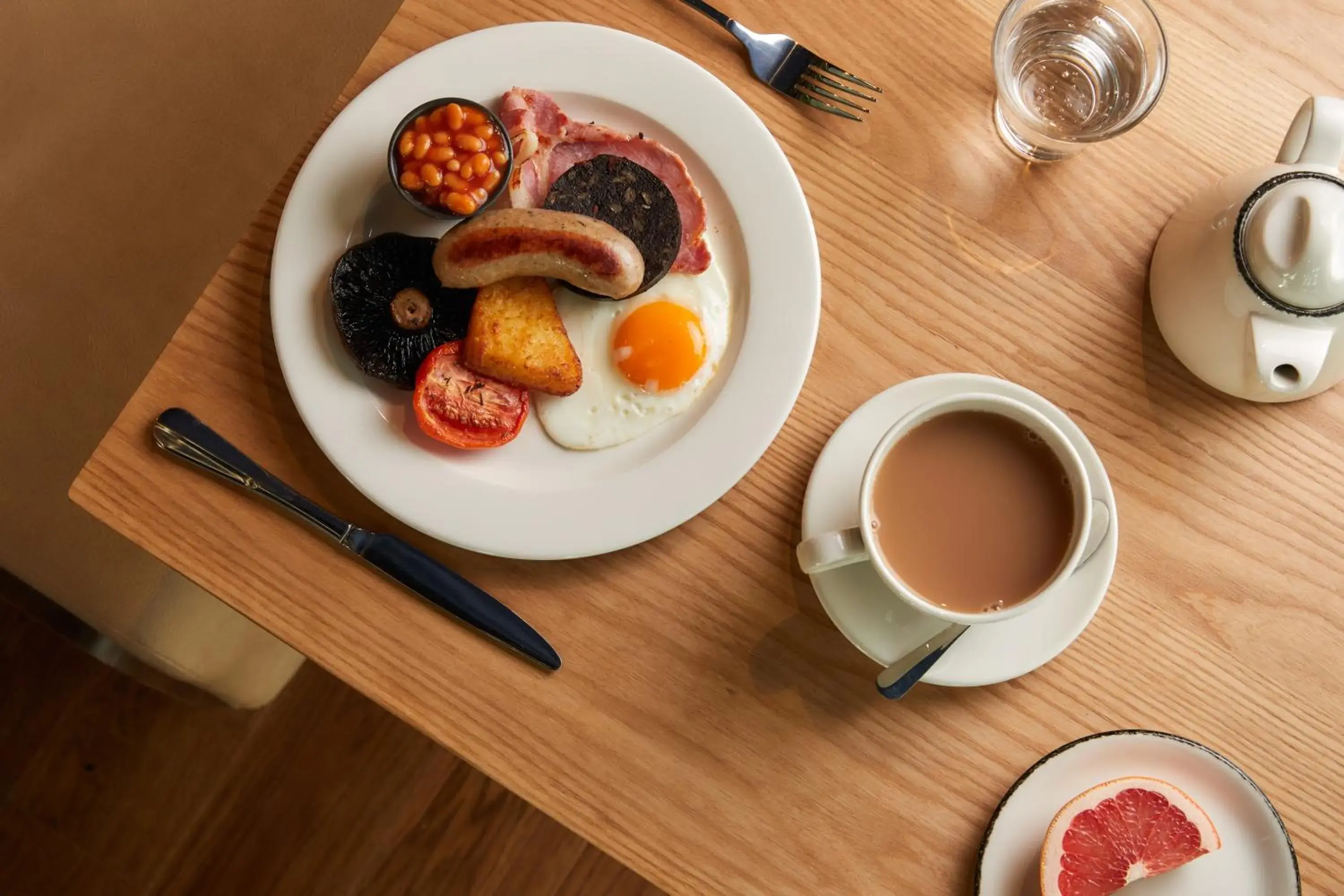 English/Irish breakfast in Hotel Indigo Coventry