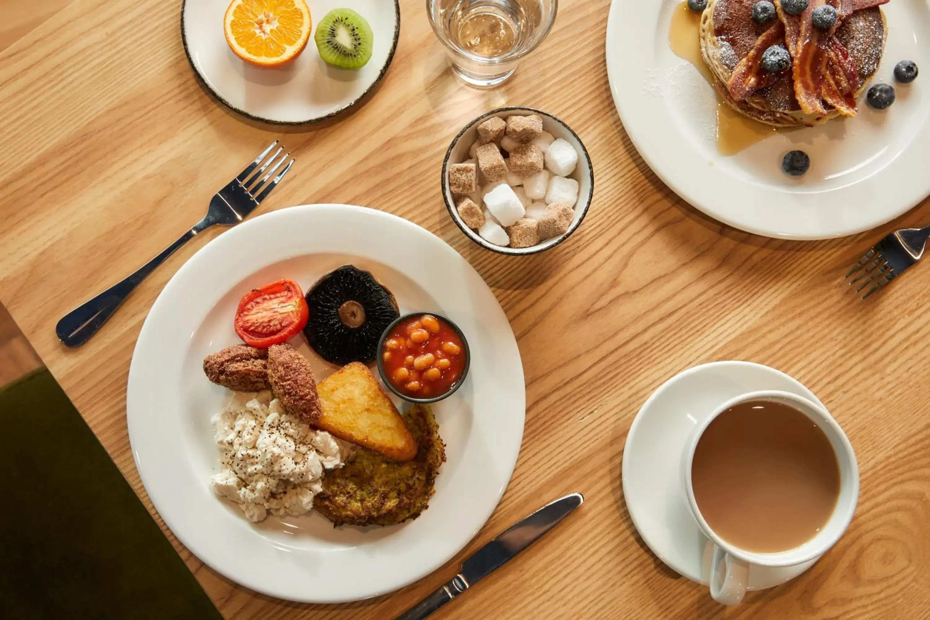 English/Irish breakfast in Hotel Indigo Coventry