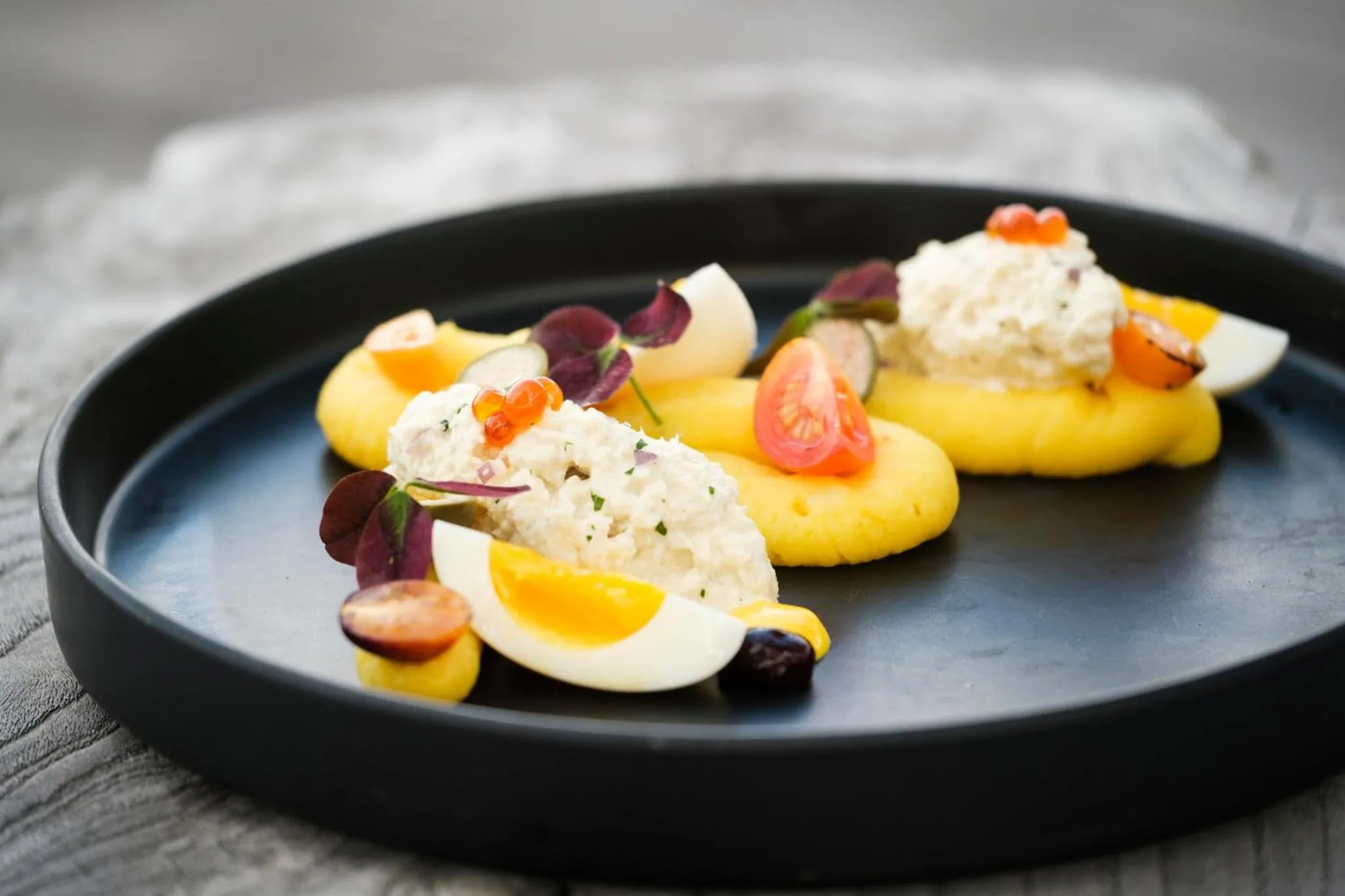 Restaurant/places to eat in Hotel Indigo Grand Cayman by IHG