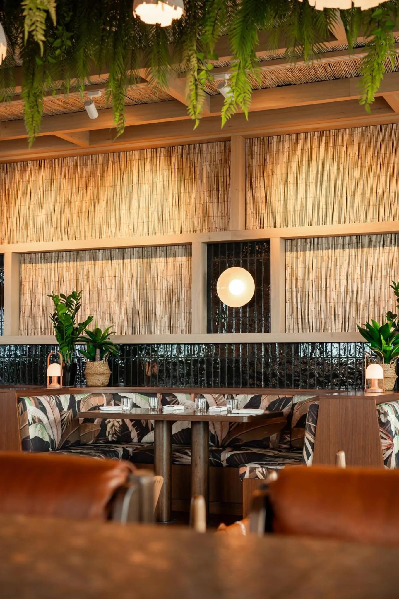 Restaurant/places to eat in Hotel Indigo Grand Cayman by IHG