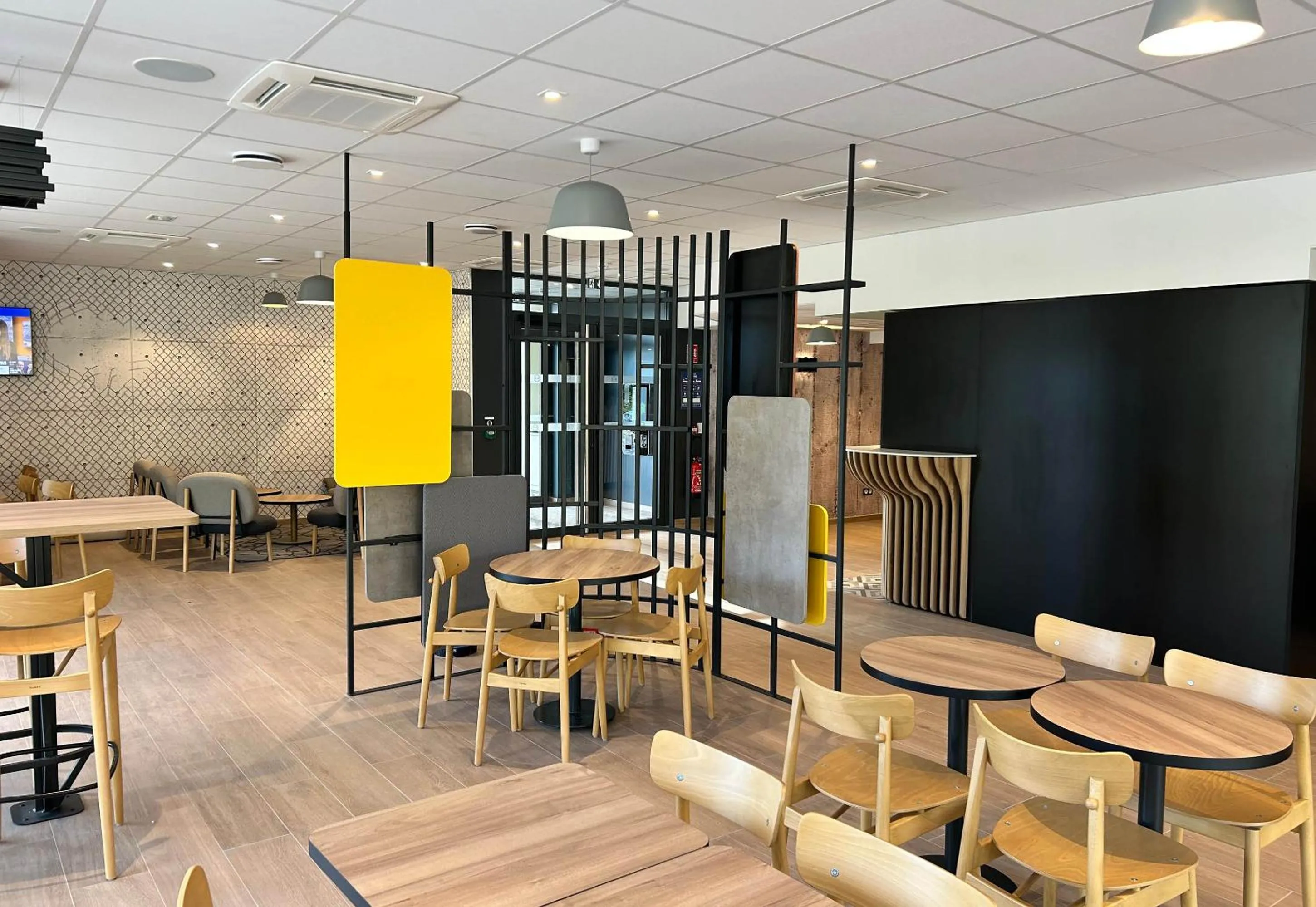 Breakfast in B&B HOTEL Besançon Valentin