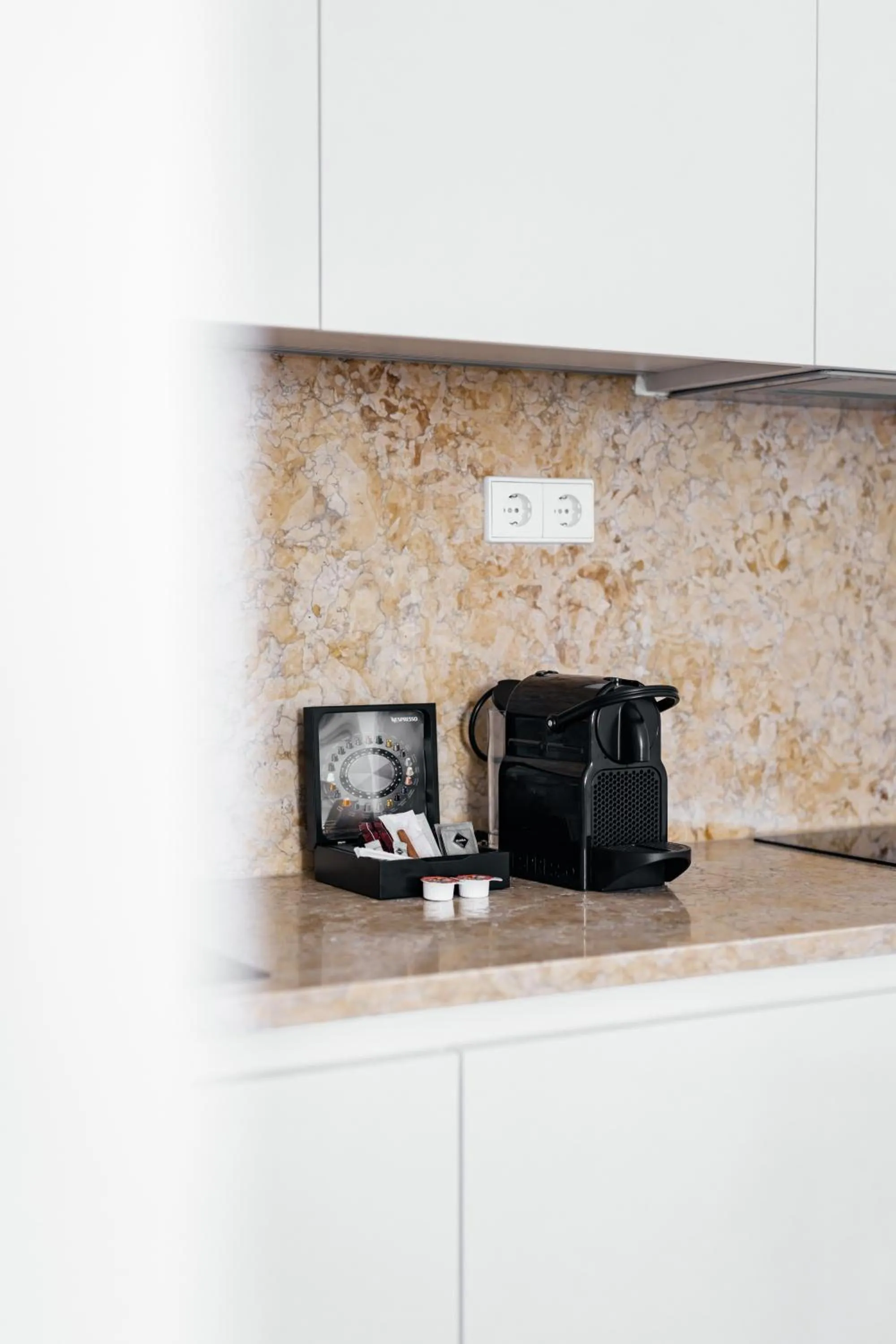 Coffee/tea facilities in The House on the Pink Street in Lisbon