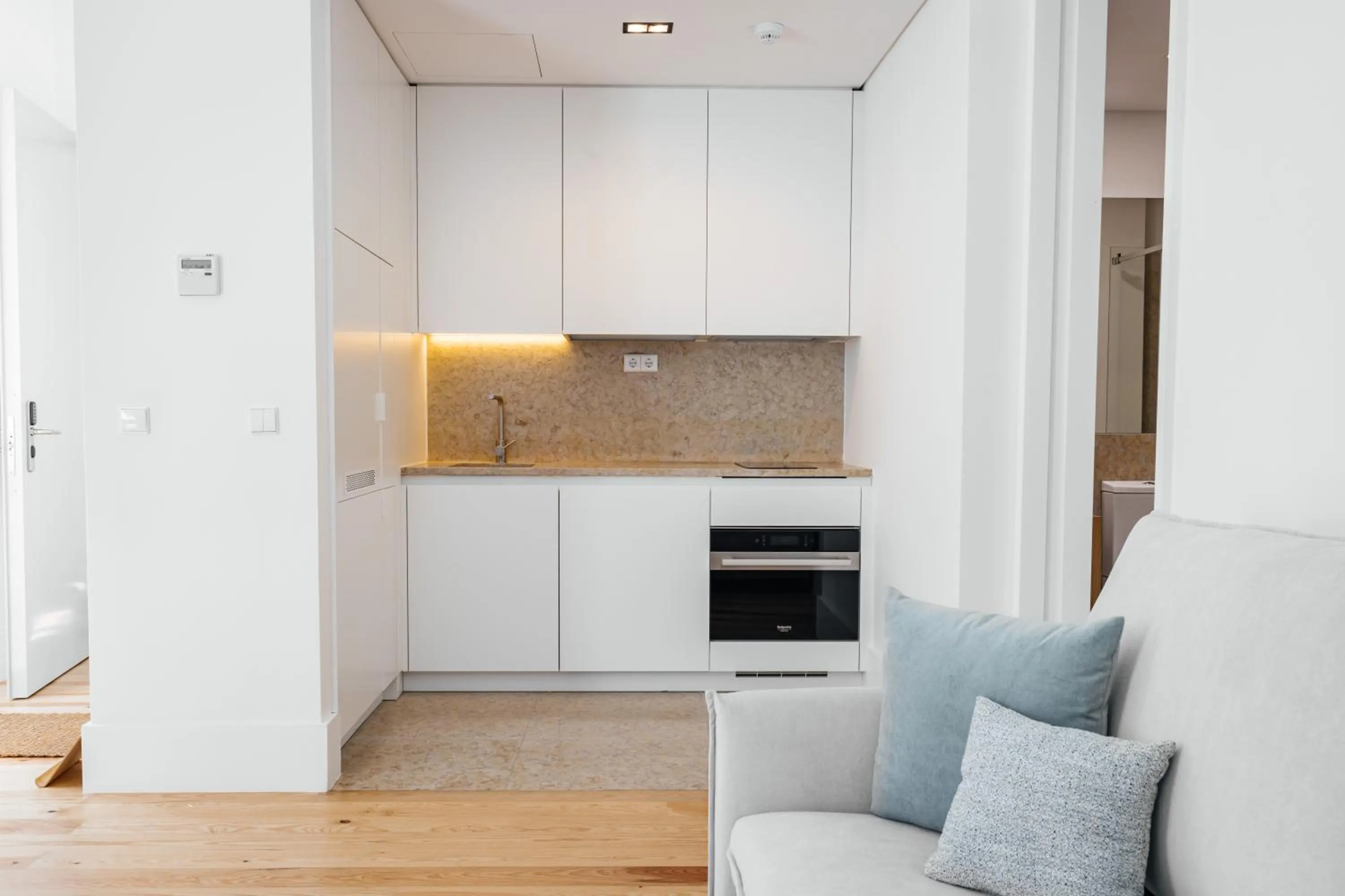 Kitchen or kitchenette in The House on the Pink Street in Lisbon