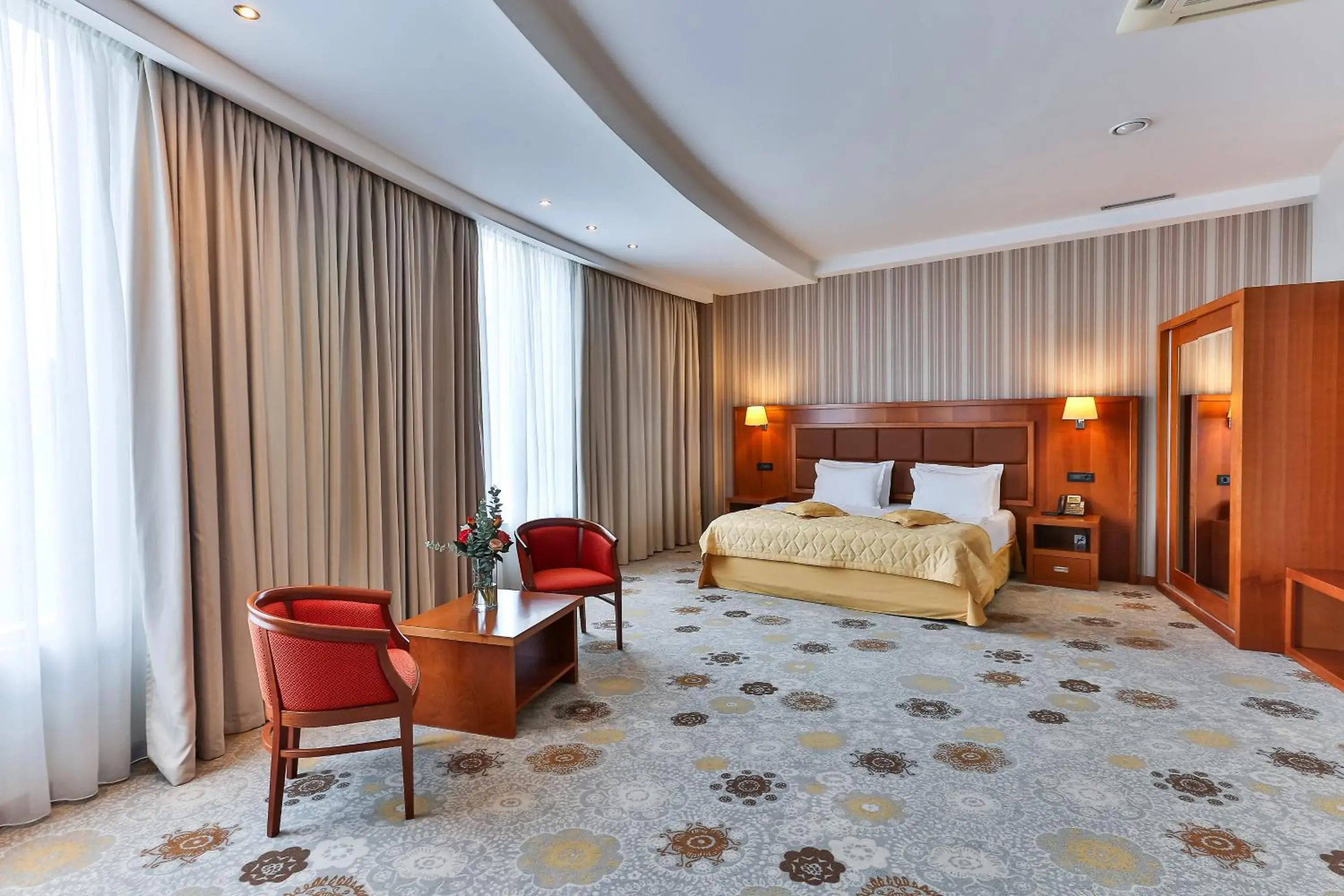 Bed in Kings Park Hotel Bed in Kings Park Hotel