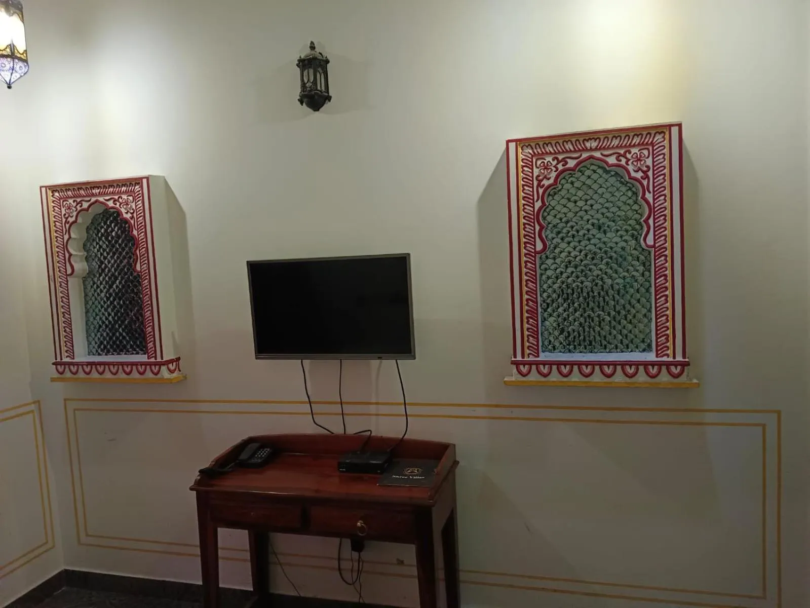 TV and multimedia, TV/Entertainment Center in HERITAGE HOME SHREE VILLAS