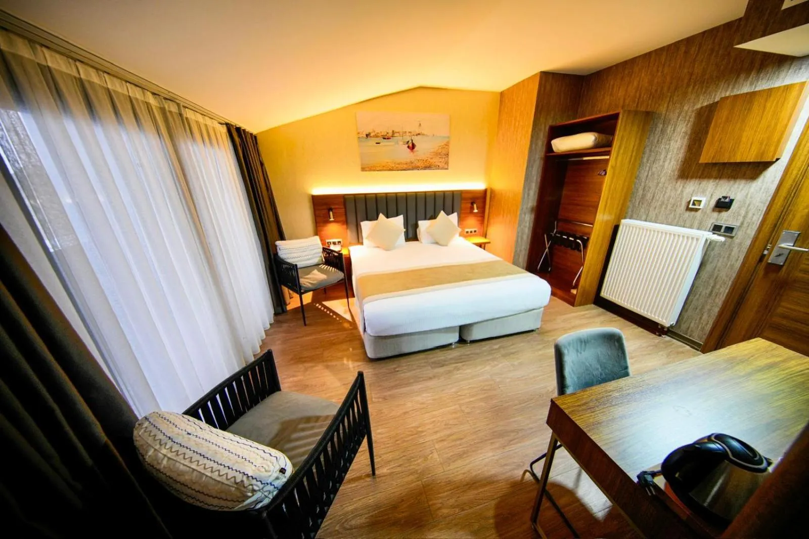Photo of the whole room, Bed in İSTPORT GARDEN HOTELS