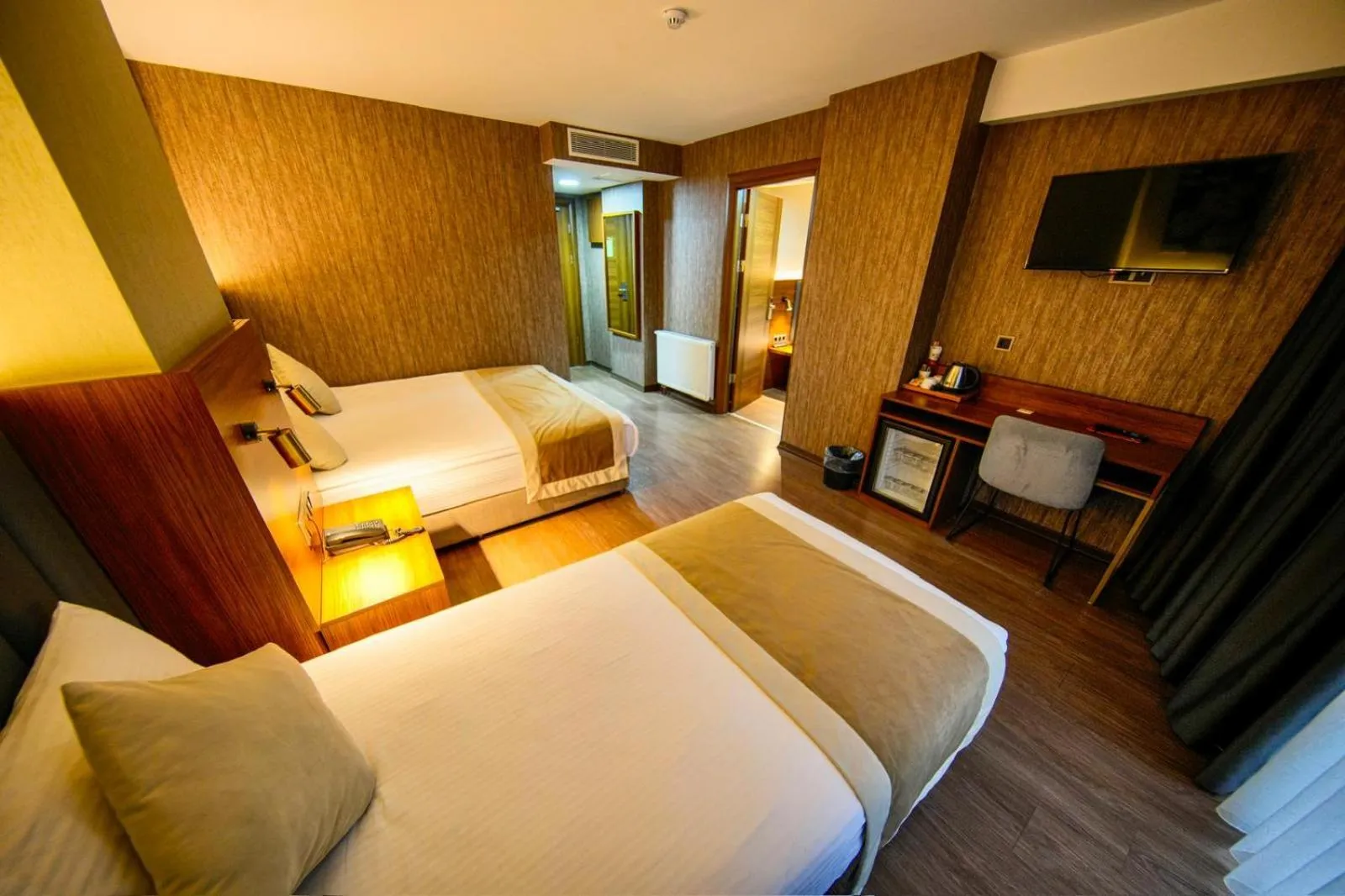 Photo of the whole room, Bed in İSTPORT GARDEN HOTELS