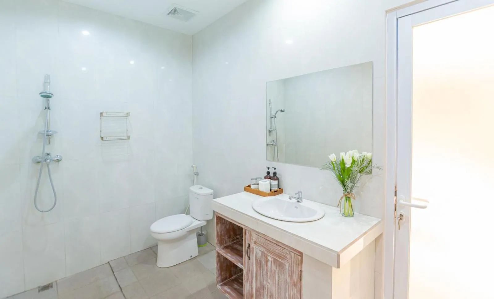 Bathroom in Kubu Ramah Canggu