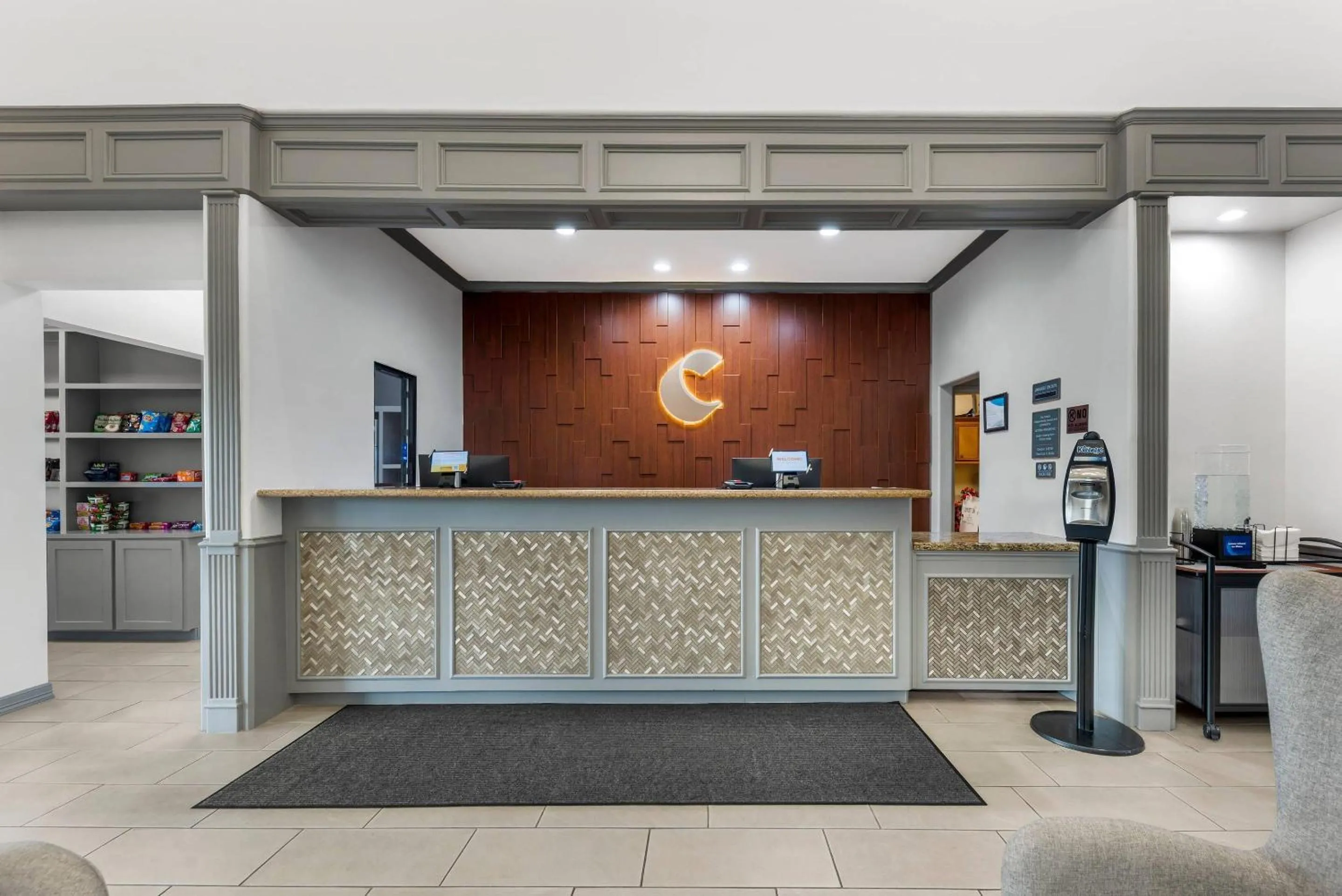 Lobby or reception in Comfort Inn & Suites Schulenburg