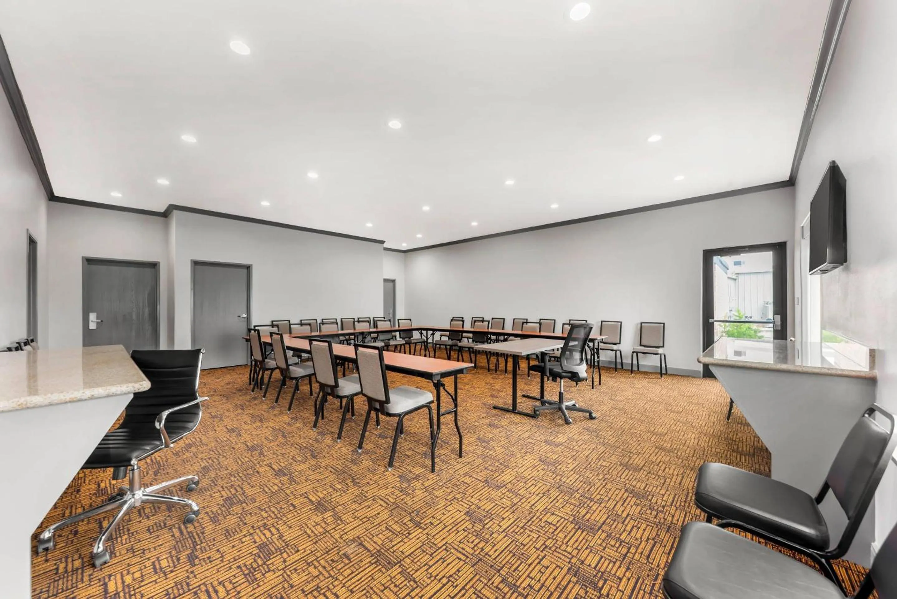 Meeting/conference room in Comfort Inn & Suites Schulenburg