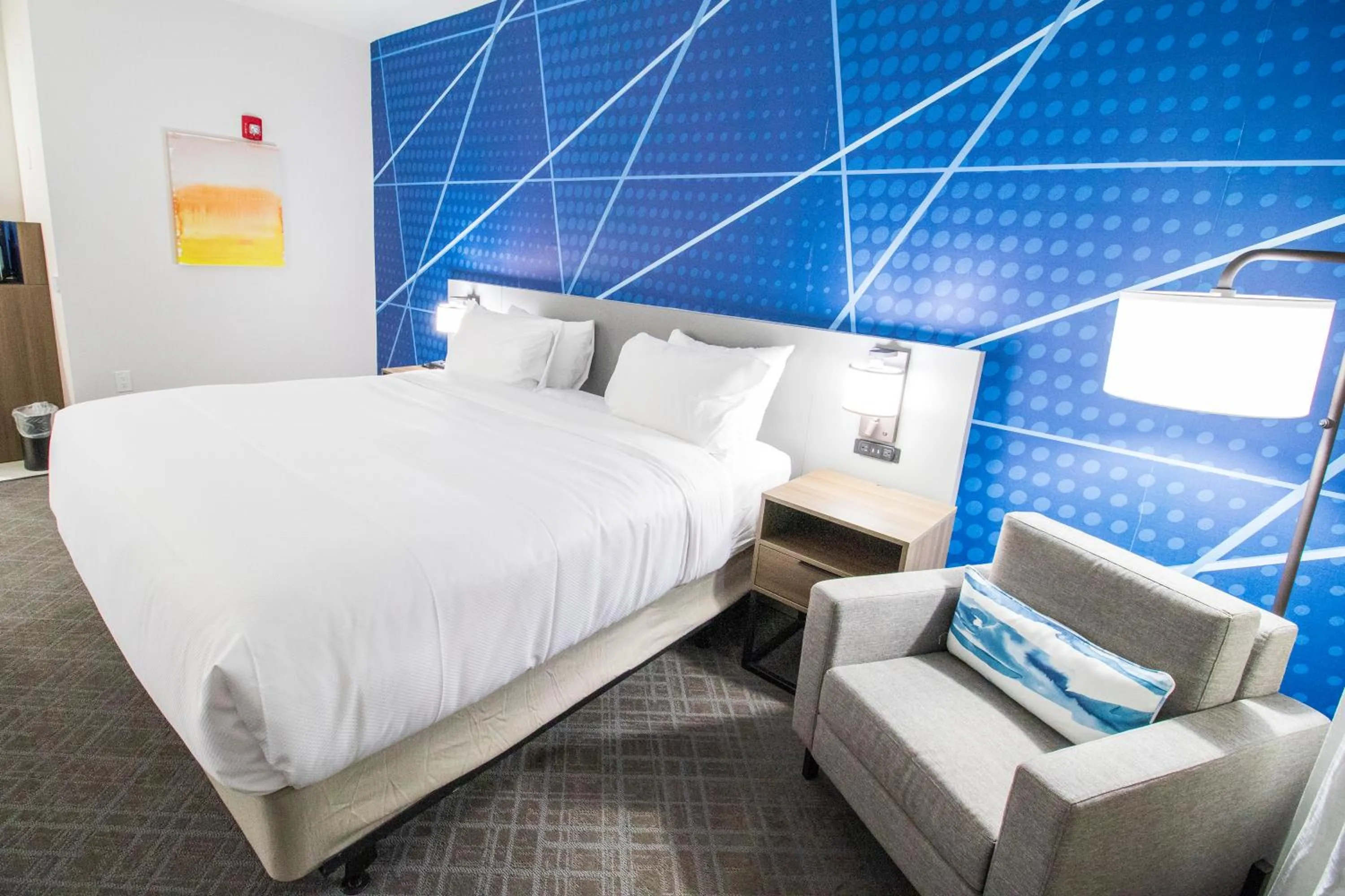 Bed in Comfort Inn & Suites Schulenburg